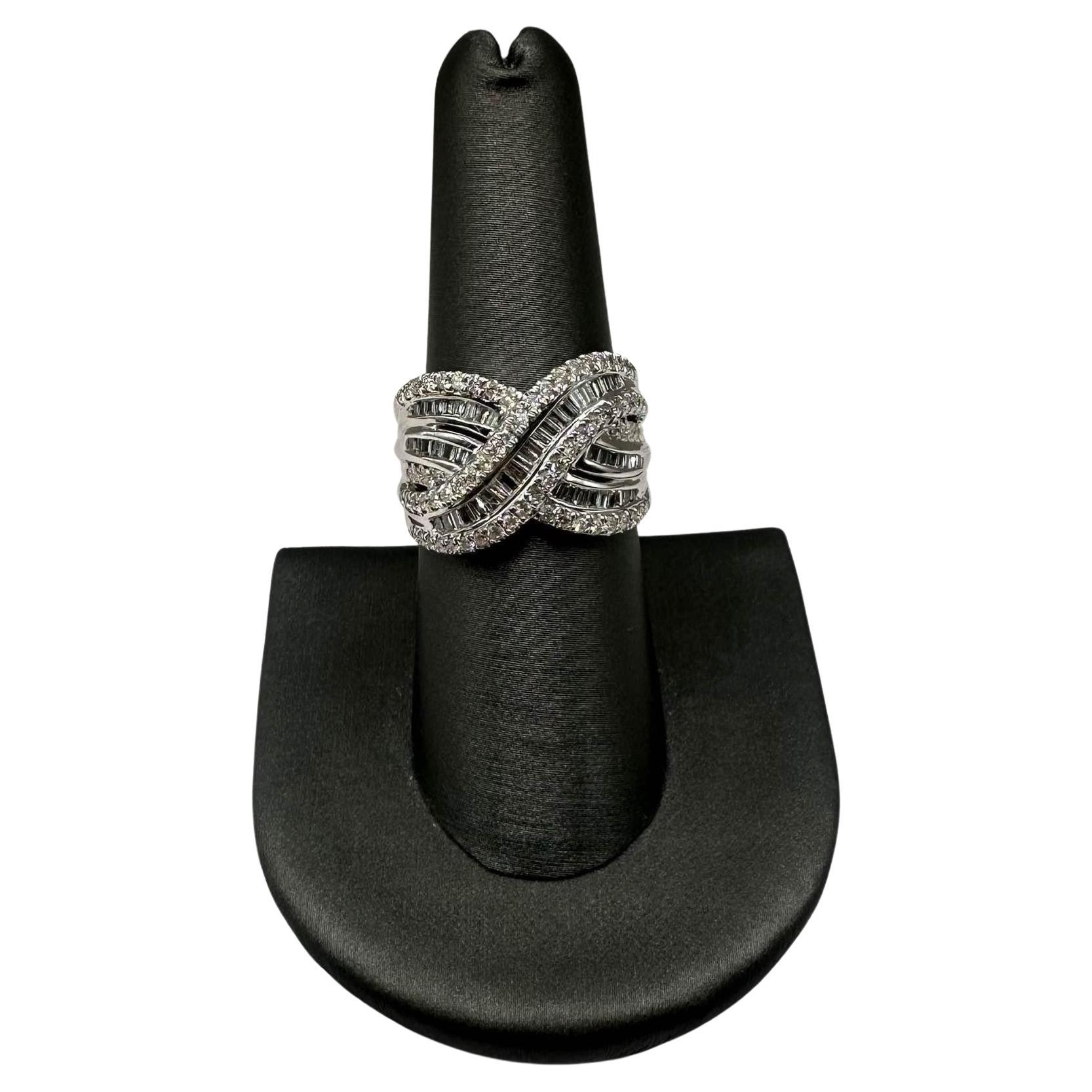 Diamond Fashion Ring in 10kt White Gold - 1ctw Diamonds, Size 7.25, New