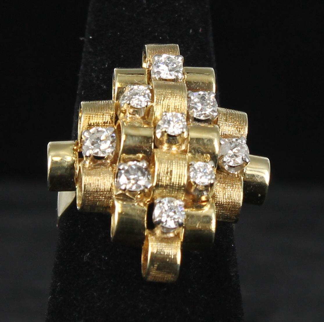 Diamond Fashion Ring in 14 Karat Yellow Gold In Excellent Condition In Atlanta, GA