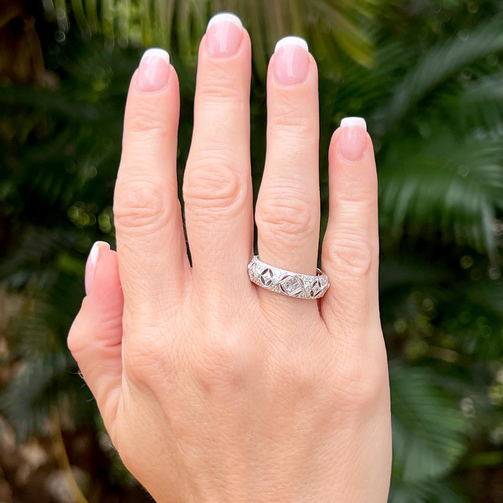 Art Deco Diamond Filigree 18 Karat White Gold Eternity Wedding Band Ring Size 6  For Sale