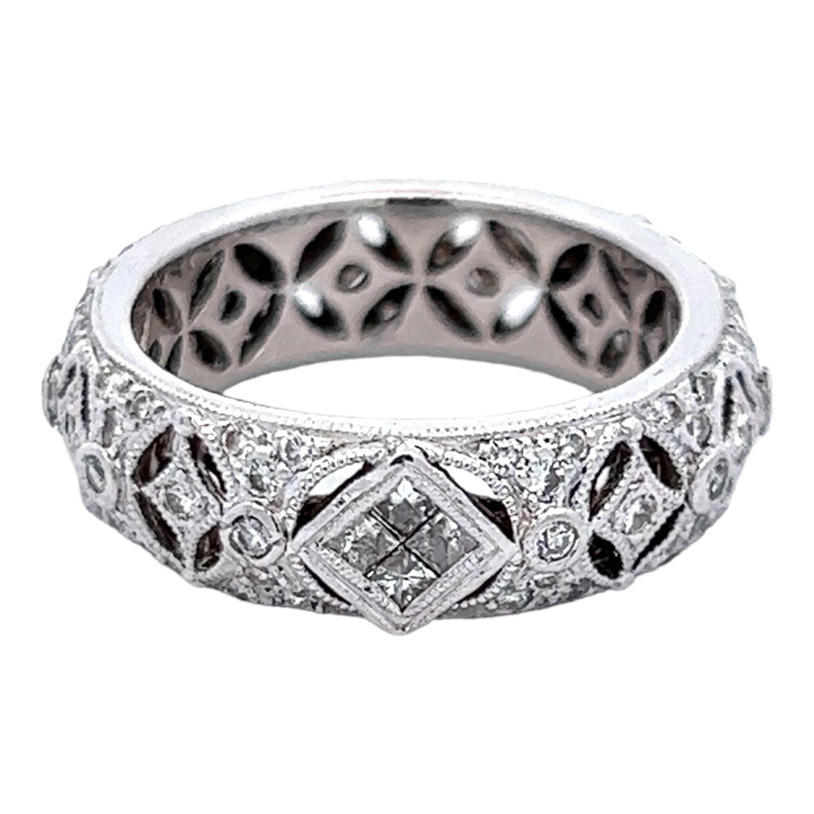 Diamond Filigree 18 Karat White Gold Eternity Wedding Band Ring Size 6  In Excellent Condition For Sale In Boca Raton, FL