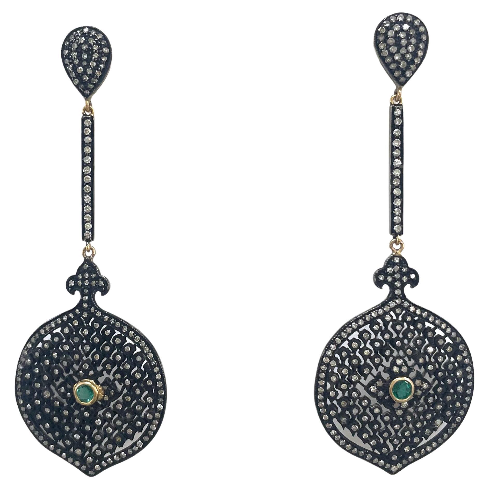 Diamant Filigran Smaragd Center Schwarz Paradizia Ohrringe im Angebot 2