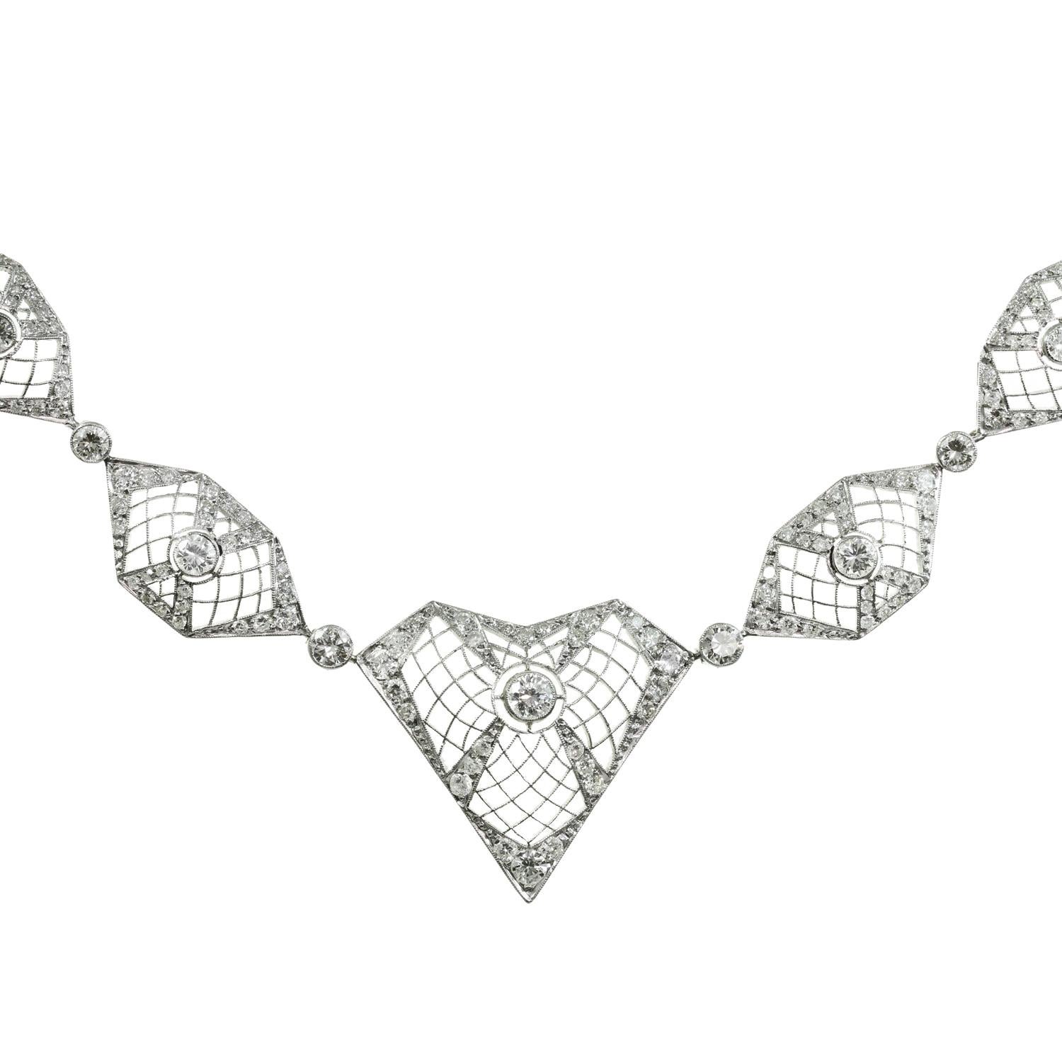 Diamond Filigree Platinum and White Gold Necklace For Sale 1