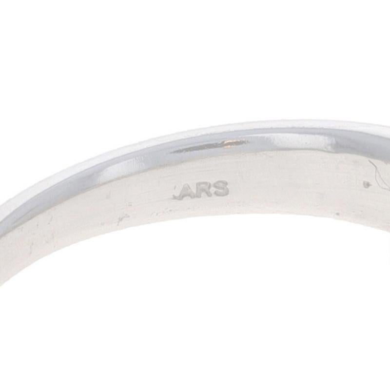 Anneau de mariage à cinq pierres en diamant Platinum 950 Round 1.86ctw Anniversary Ring en vente 2