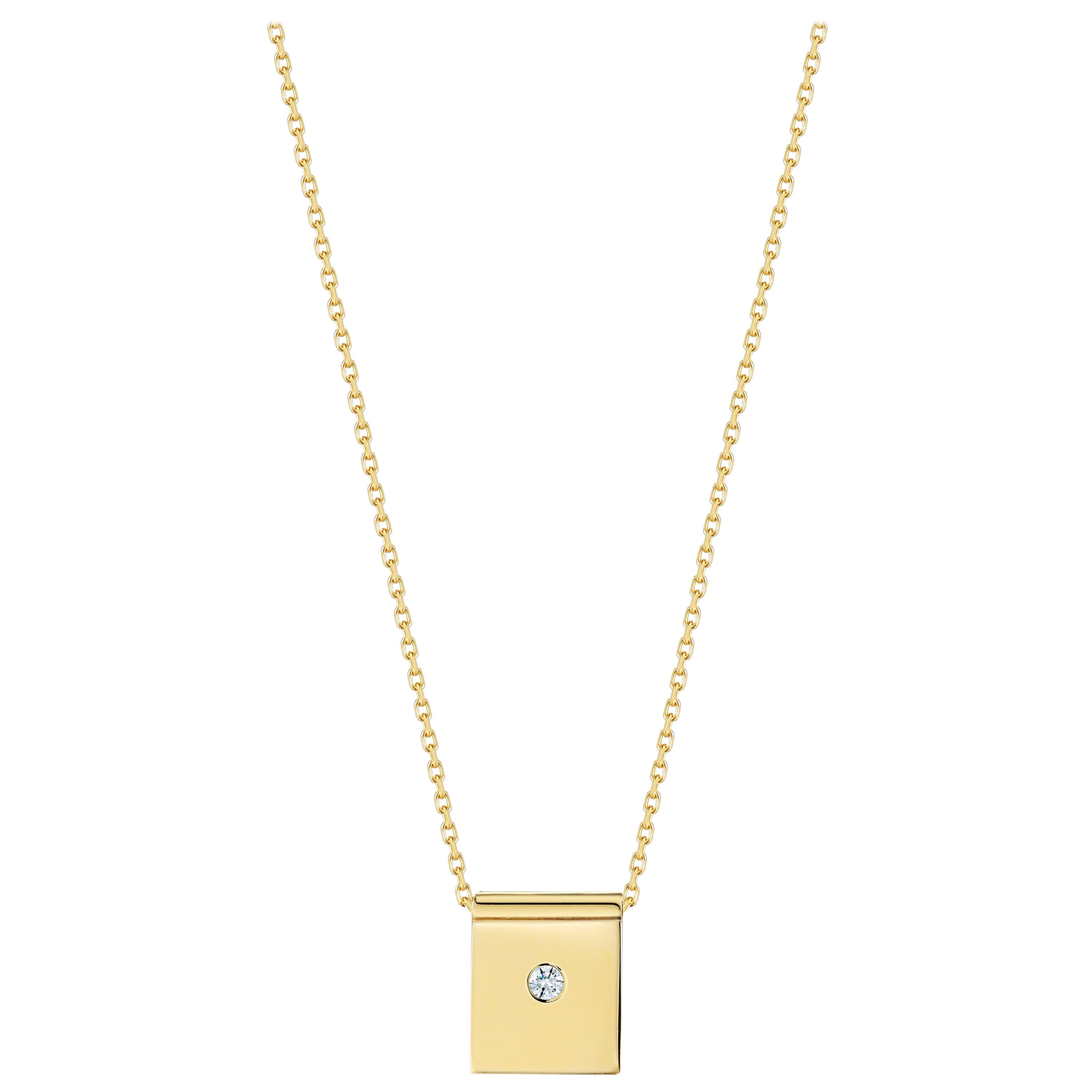 Diamond Flag 18 Karat Yellow Gold Necklace For Sale