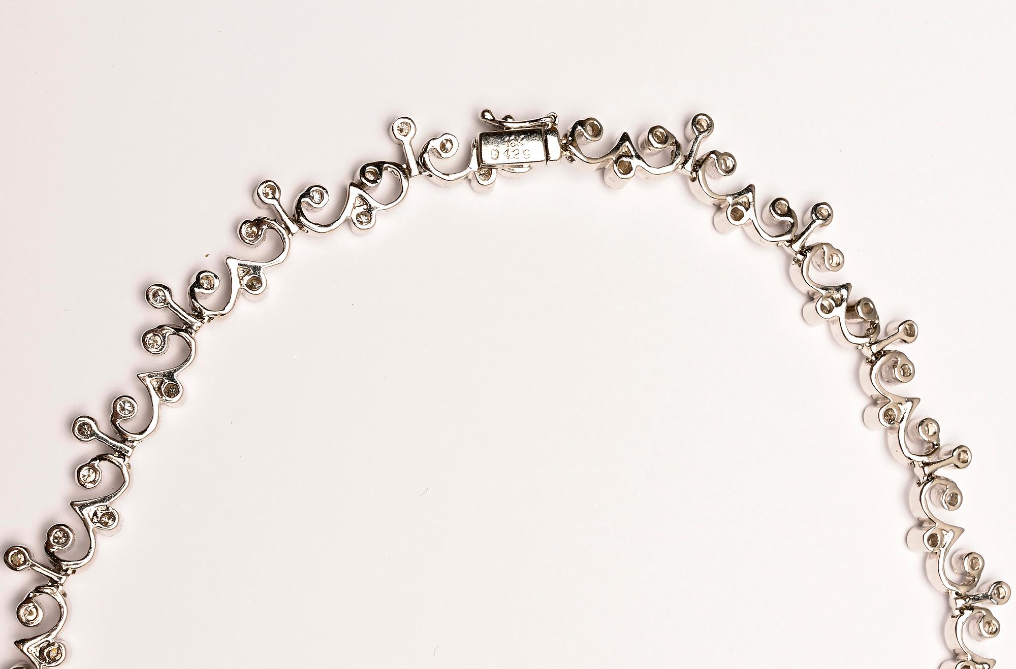 Diamond Fleur De Lis Necklace In Excellent Condition For Sale In Darnestown, MD