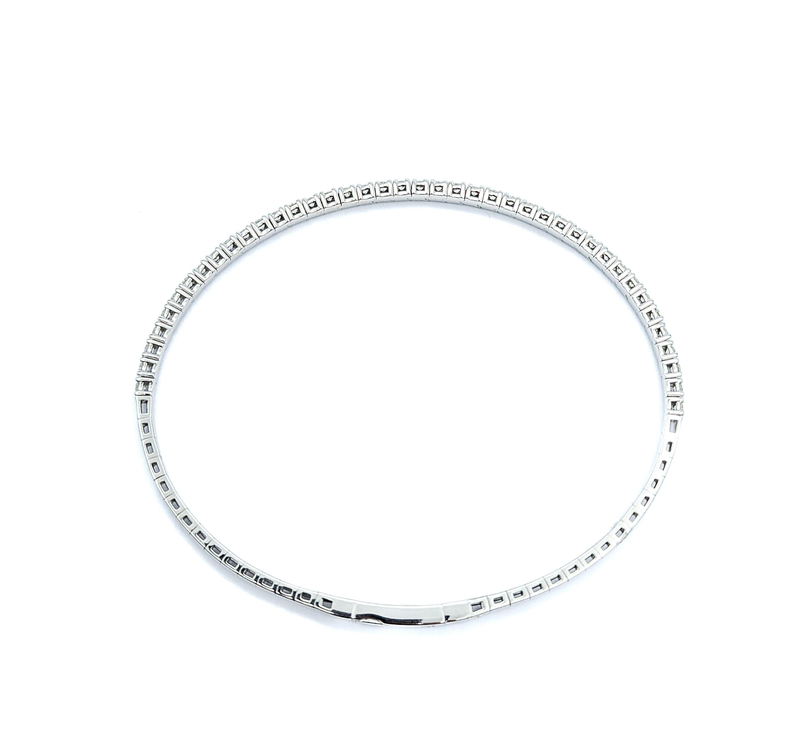 Flex Diamant-Armreif aus Weißgold mit Diamanten im Zustand „Neu“ in Bloomington, MN