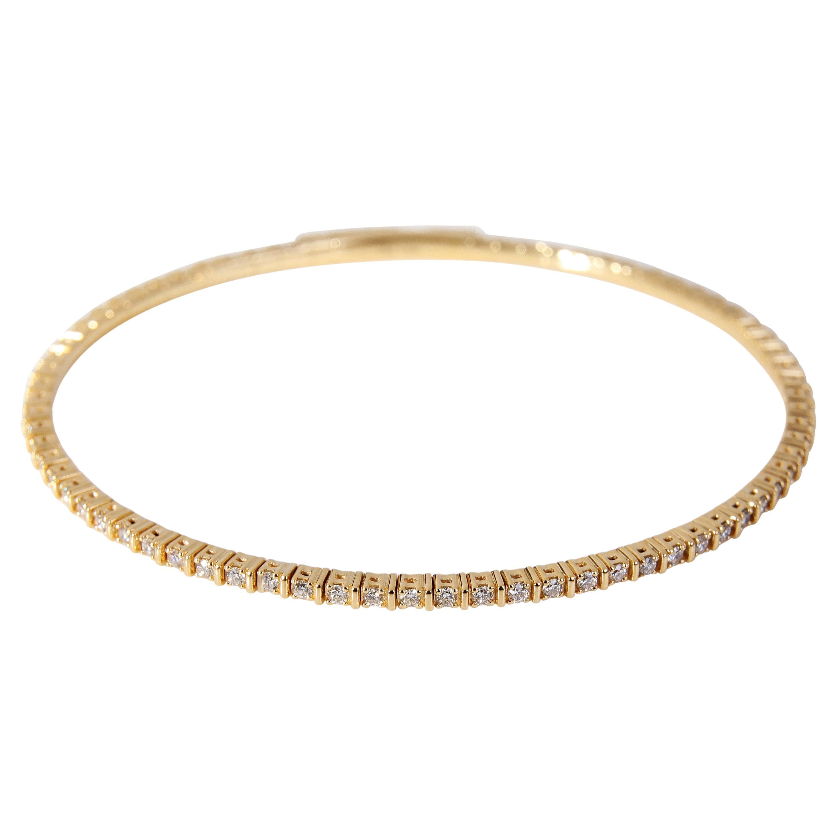 Bracelet jonc souple en or jaune 18 carats avec diamants 1 carat en vente