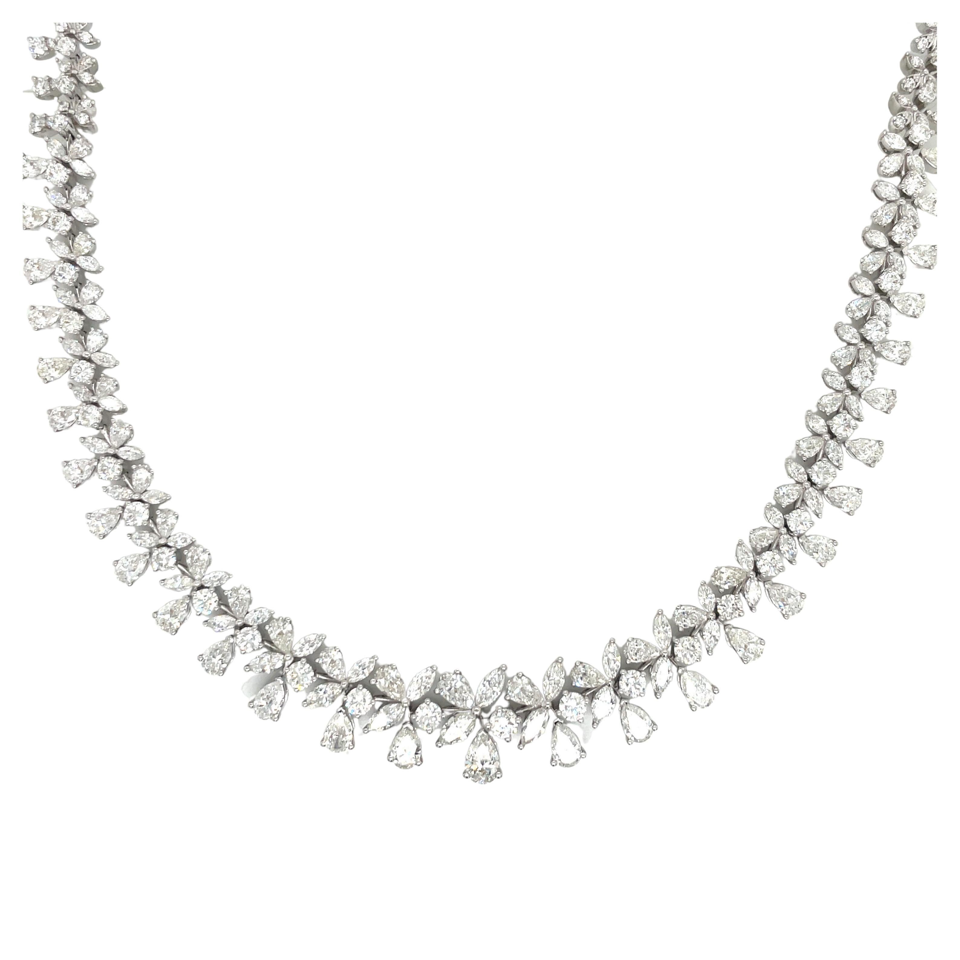 Diamond Floral Cluster Drop Necklace 26.19 Carats 18 Karat White Gold F-G VS2 For Sale 3
