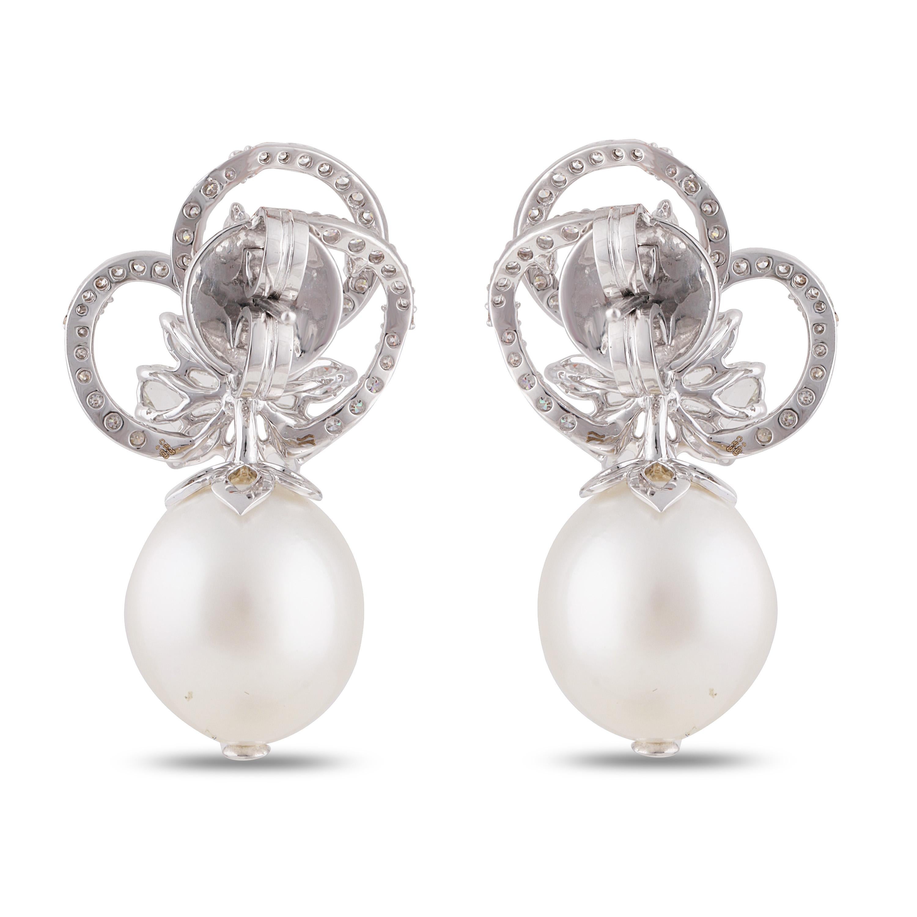 Studio Rêves Diamond Floral Dangling Earrings with Pearls in 18 Karat Gold For Sale 1