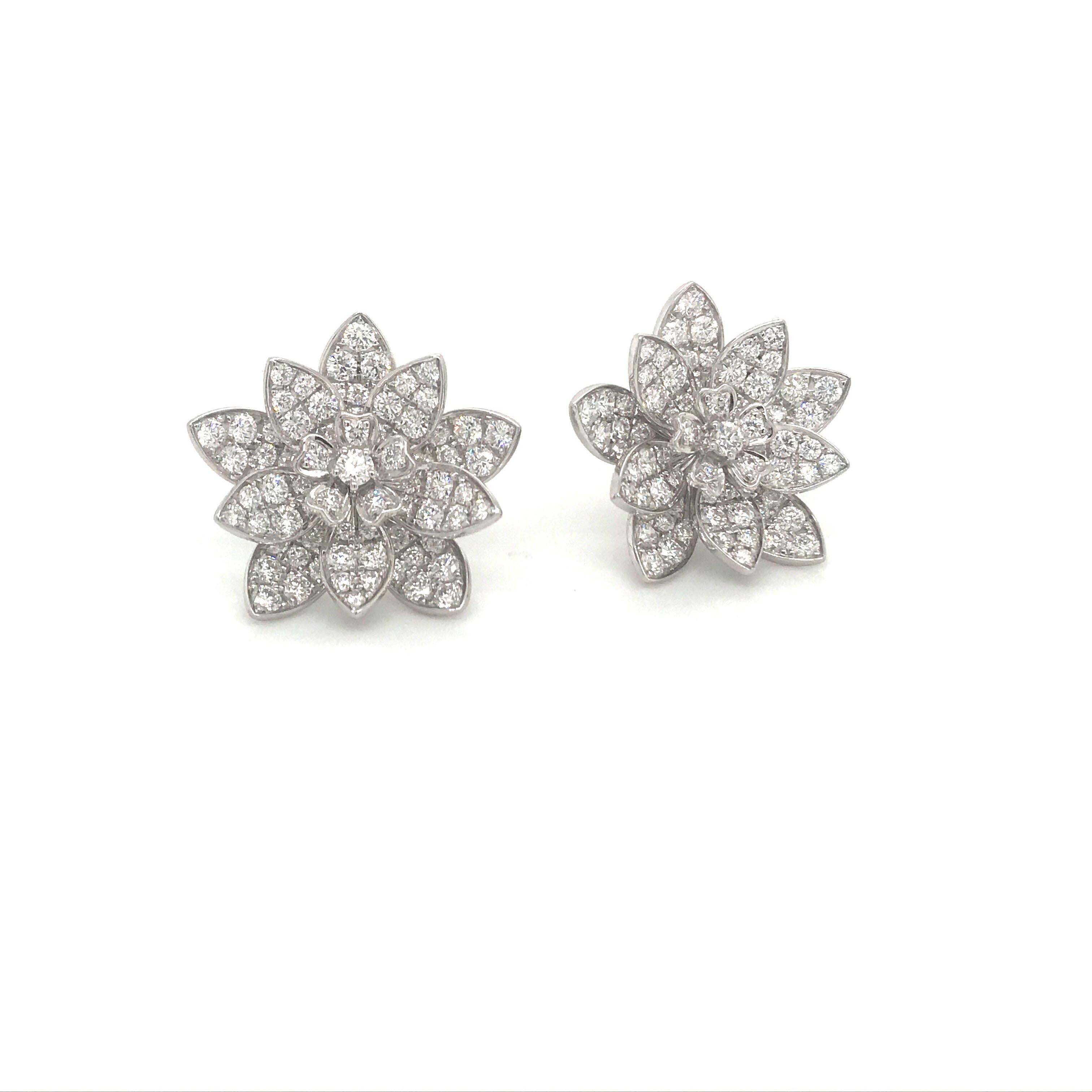 Contemporary Diamond Floral Earrings 3.87 Carat 18 Karat White Gold