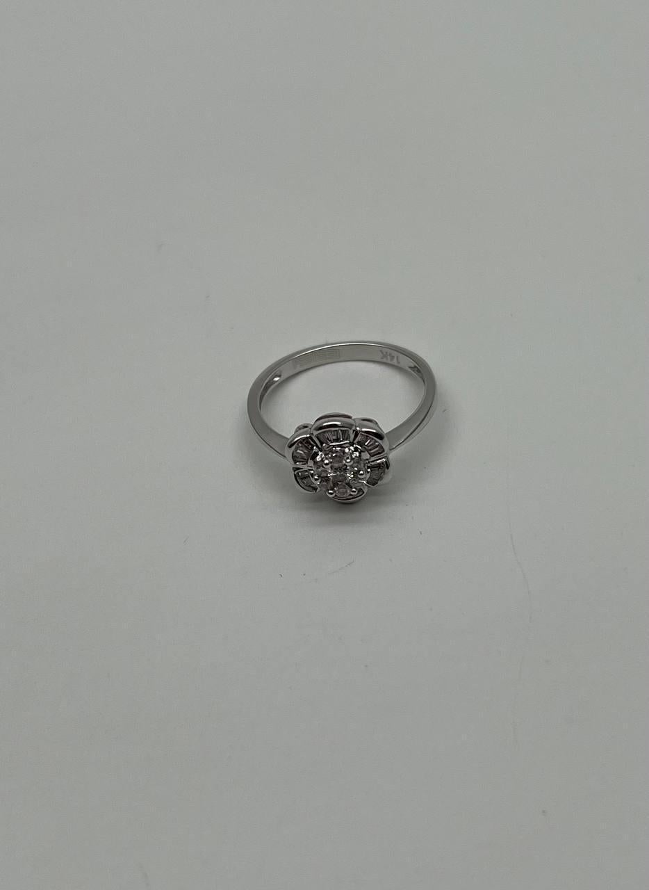 Women's Diamond Floral Flower Petals Motif Baguette 14K White Gold Dainty Statement Ring For Sale