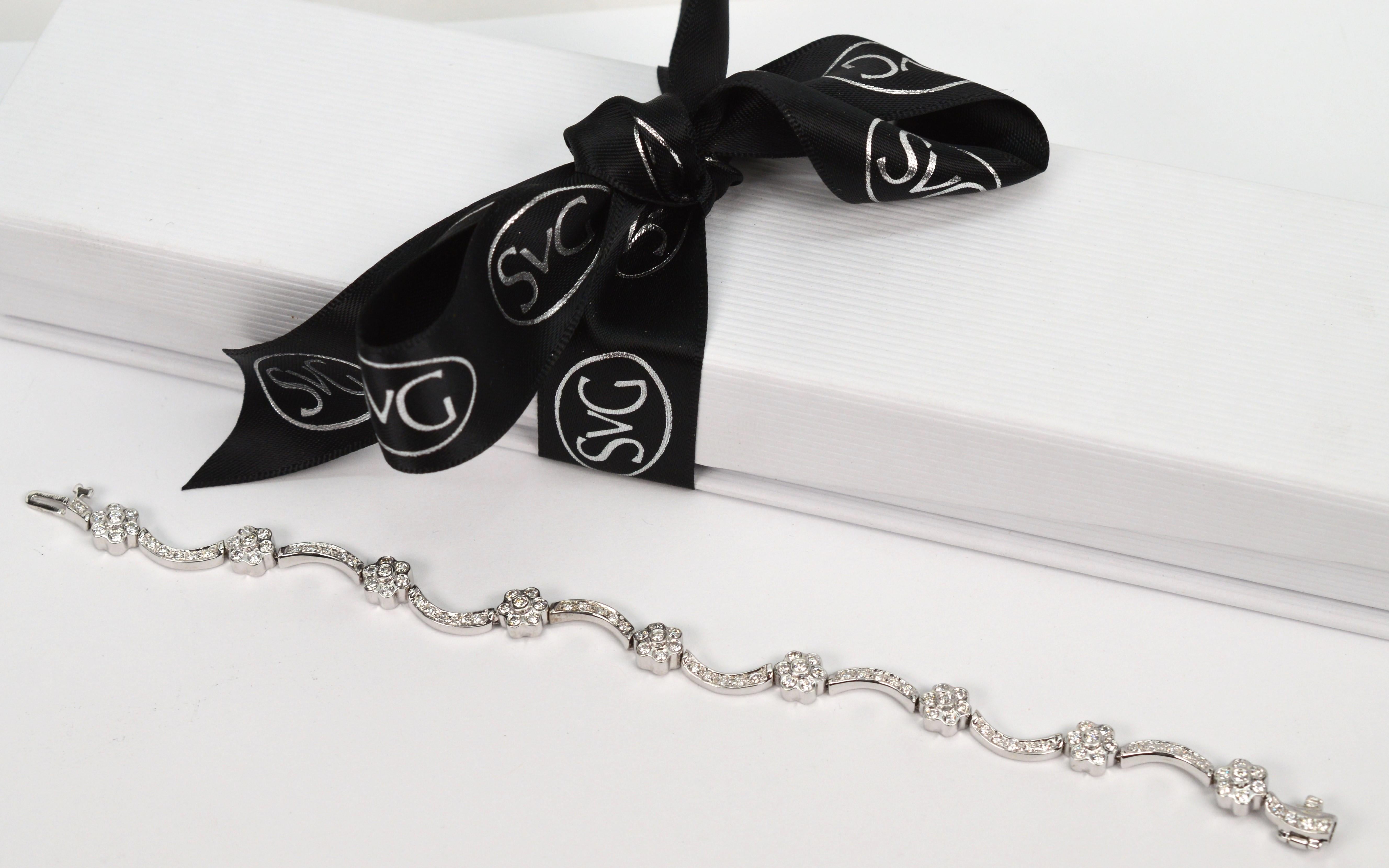 Diamond Floral Inspired 14 Karat White Gold Bracelet For Sale 3