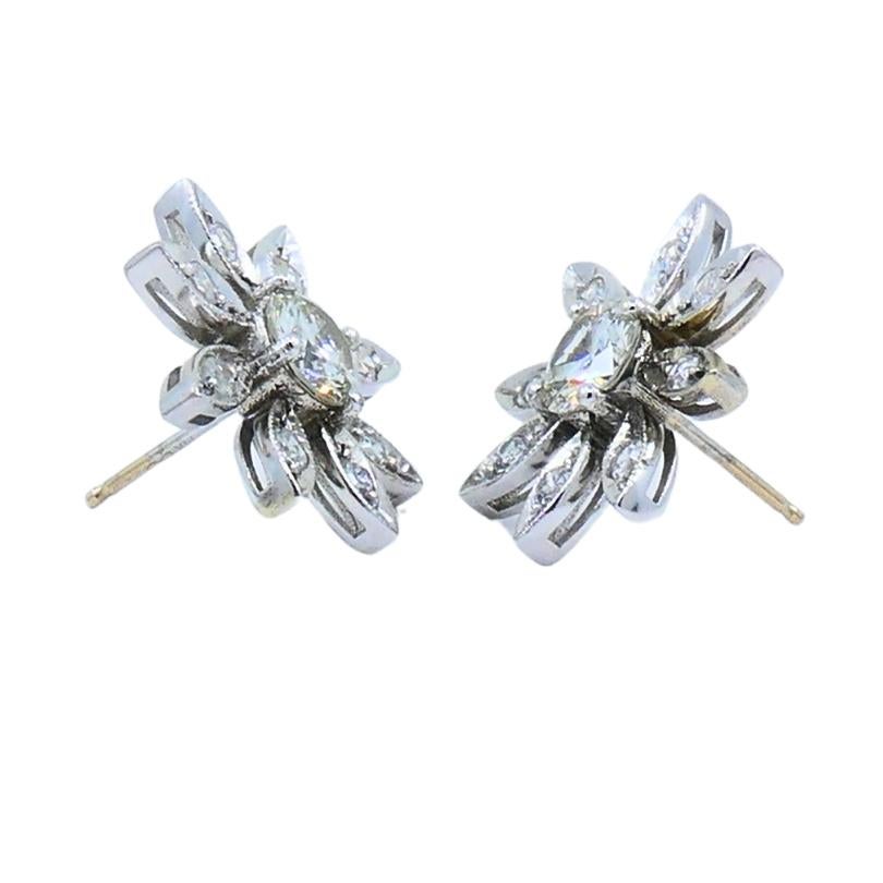 Orecchini con diamanti floreali in oro 14k Estate Jewelry In condizioni buone in vendita a Beverly Hills, CA