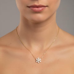 Collier en or jaune 14K (ou 18k sur demande) à fleurs de diamants