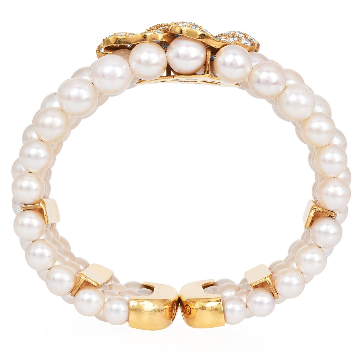 Diamond Flower 5-Rows Pearl 18K Yellow Gold Cuff Bracelet In Excellent Condition For Sale In Miami, FL