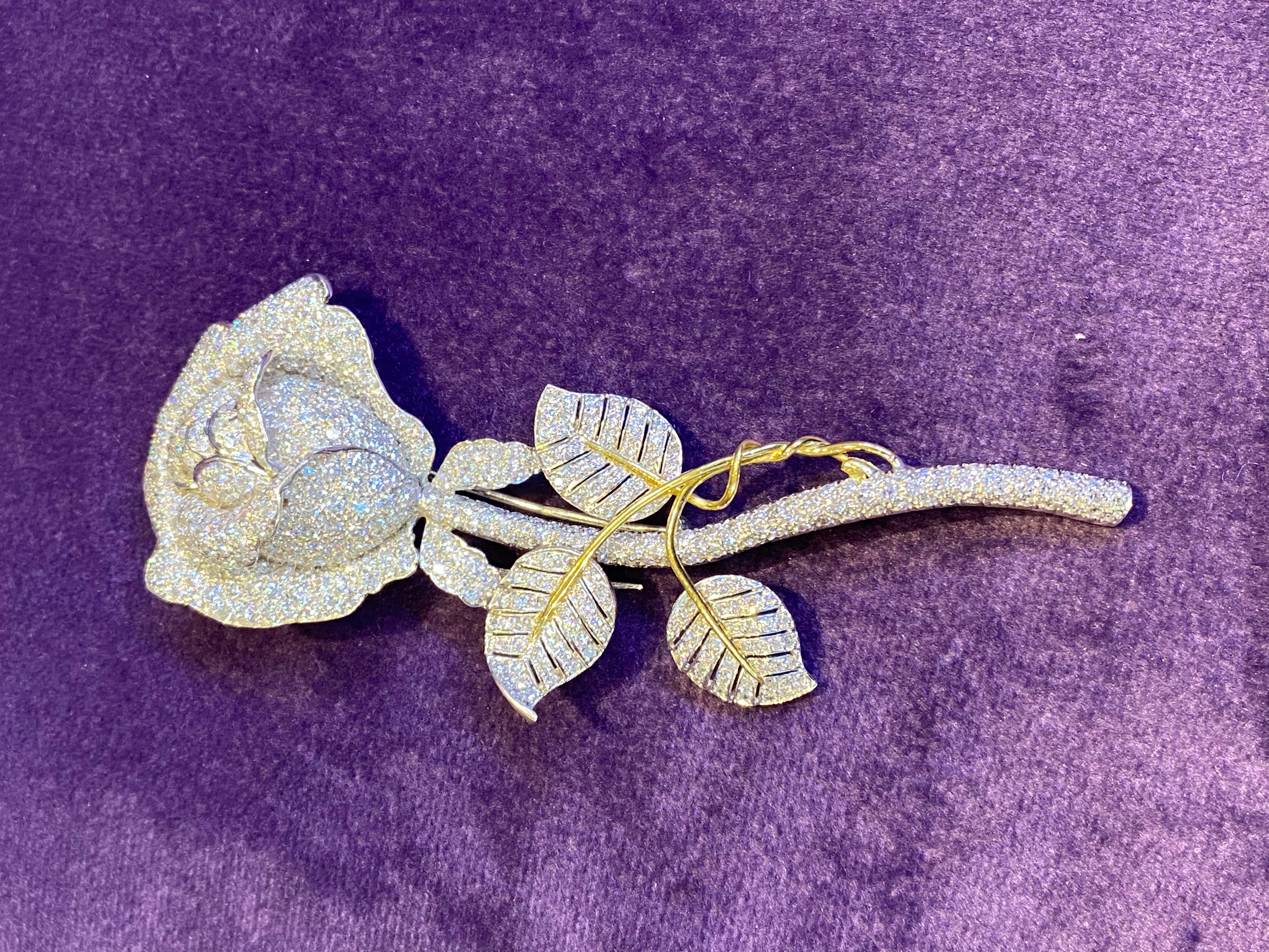Diamond Flower Brooch For Sale 1