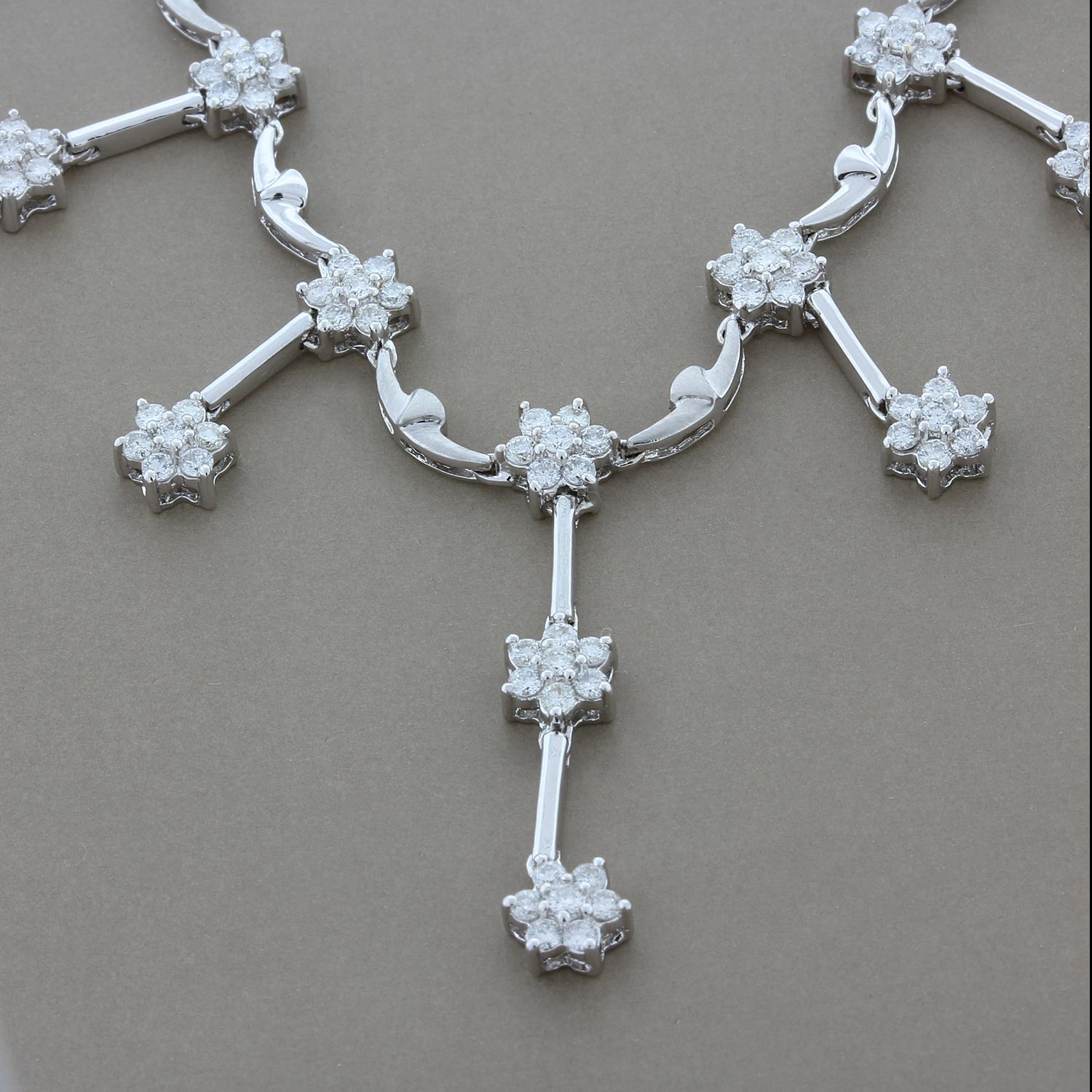 Diamond Flower Chandelier Drops Necklace In New Condition For Sale In Beverly Hills, CA