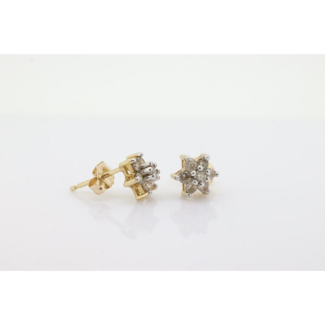 Diamond Flower Cluster Earrings. Diamond Daisy 14k stud earrings. Diamond Stud For Sale 3