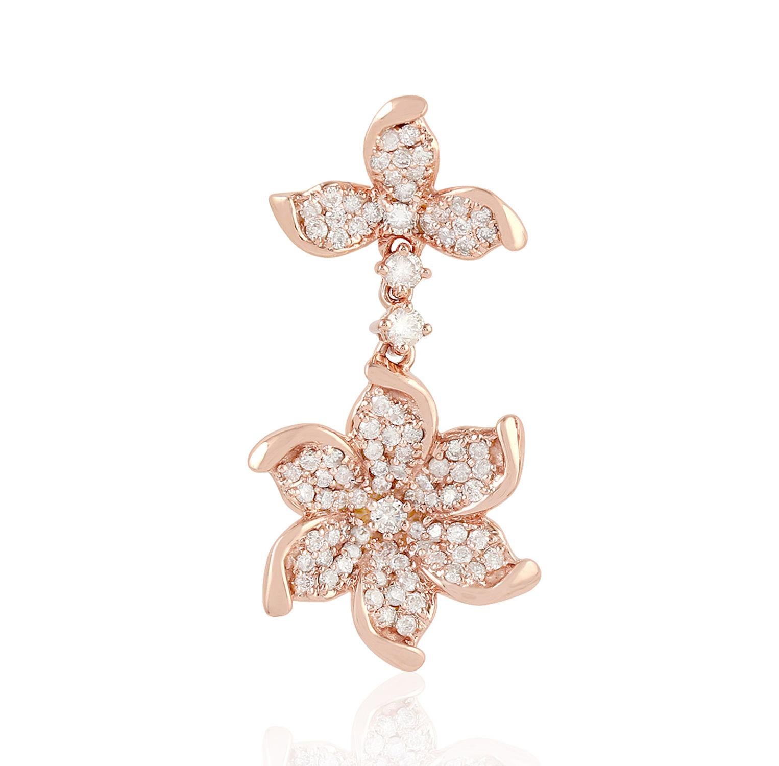 Round Cut Diamond Flower Dangle Earrings 0.94 Carats 18K Rose Gold For Sale