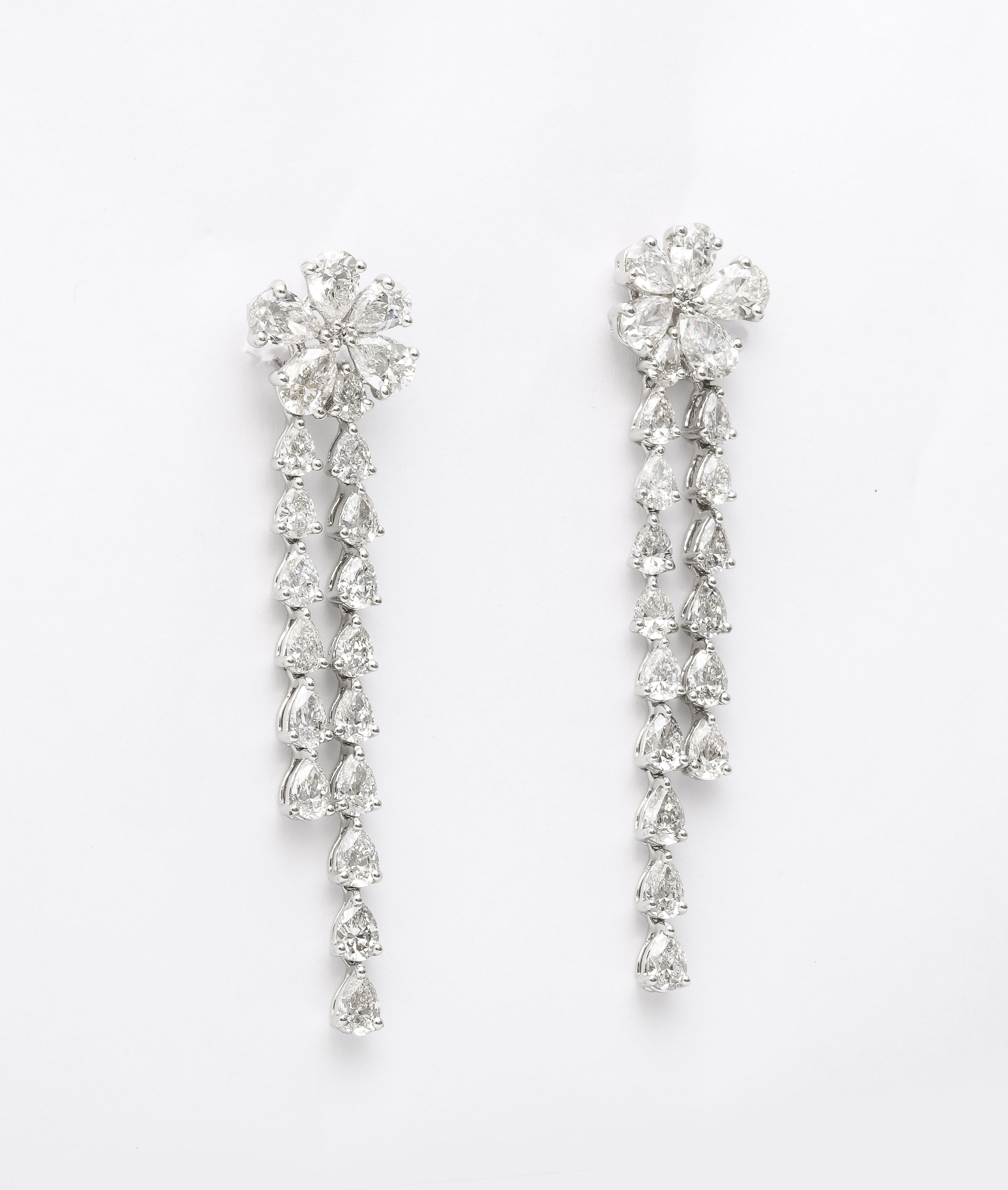Diamond Flower Drop Earring  For Sale 3