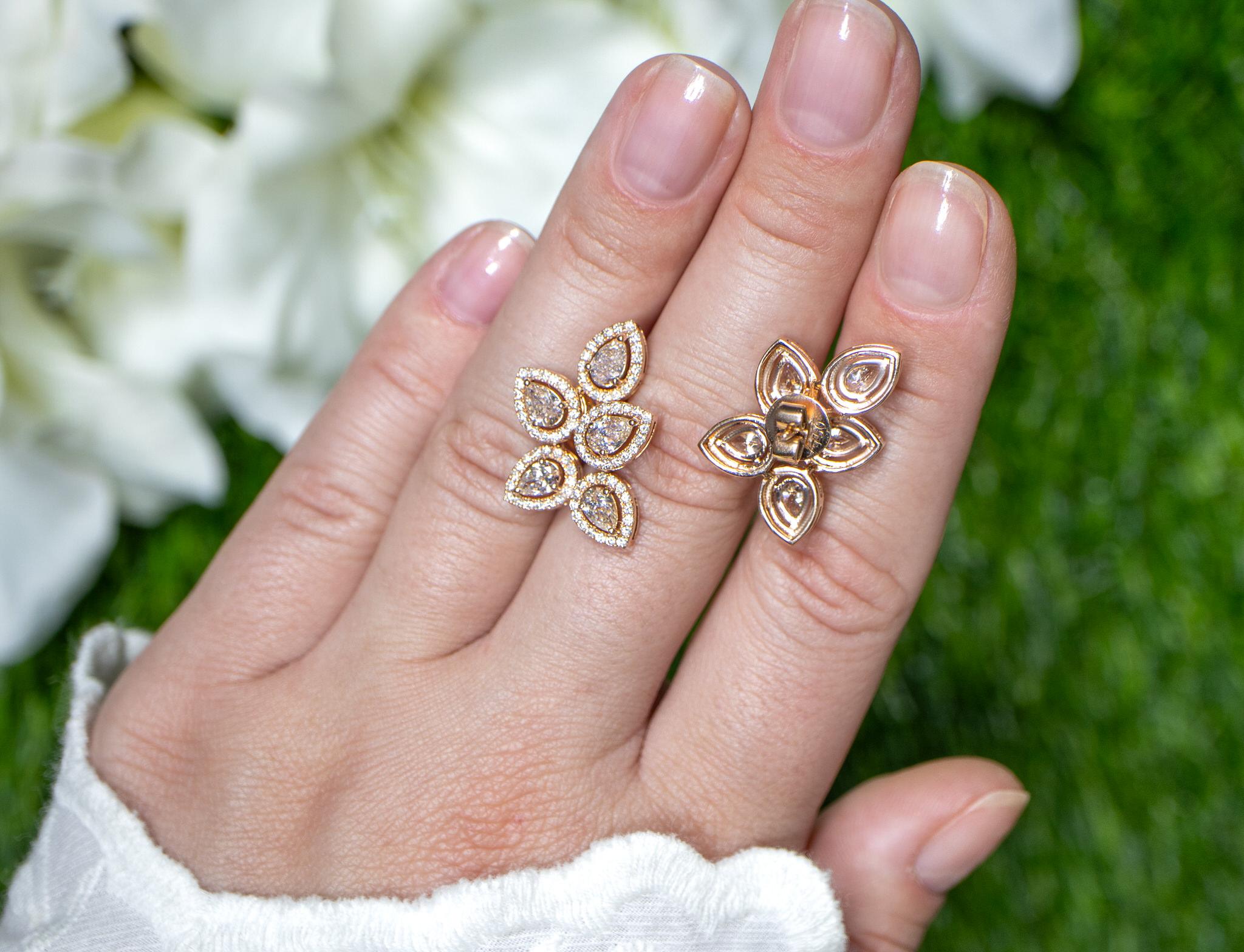 Diamond Flower Earrings 3.19 Carats 18K Rose Gold In Excellent Condition For Sale In Aliso Viejo, CA