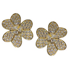 18K Yellow Gold Pave Diamond Flower Earrings, Clip Back, 2.60Ct Round Brilliant