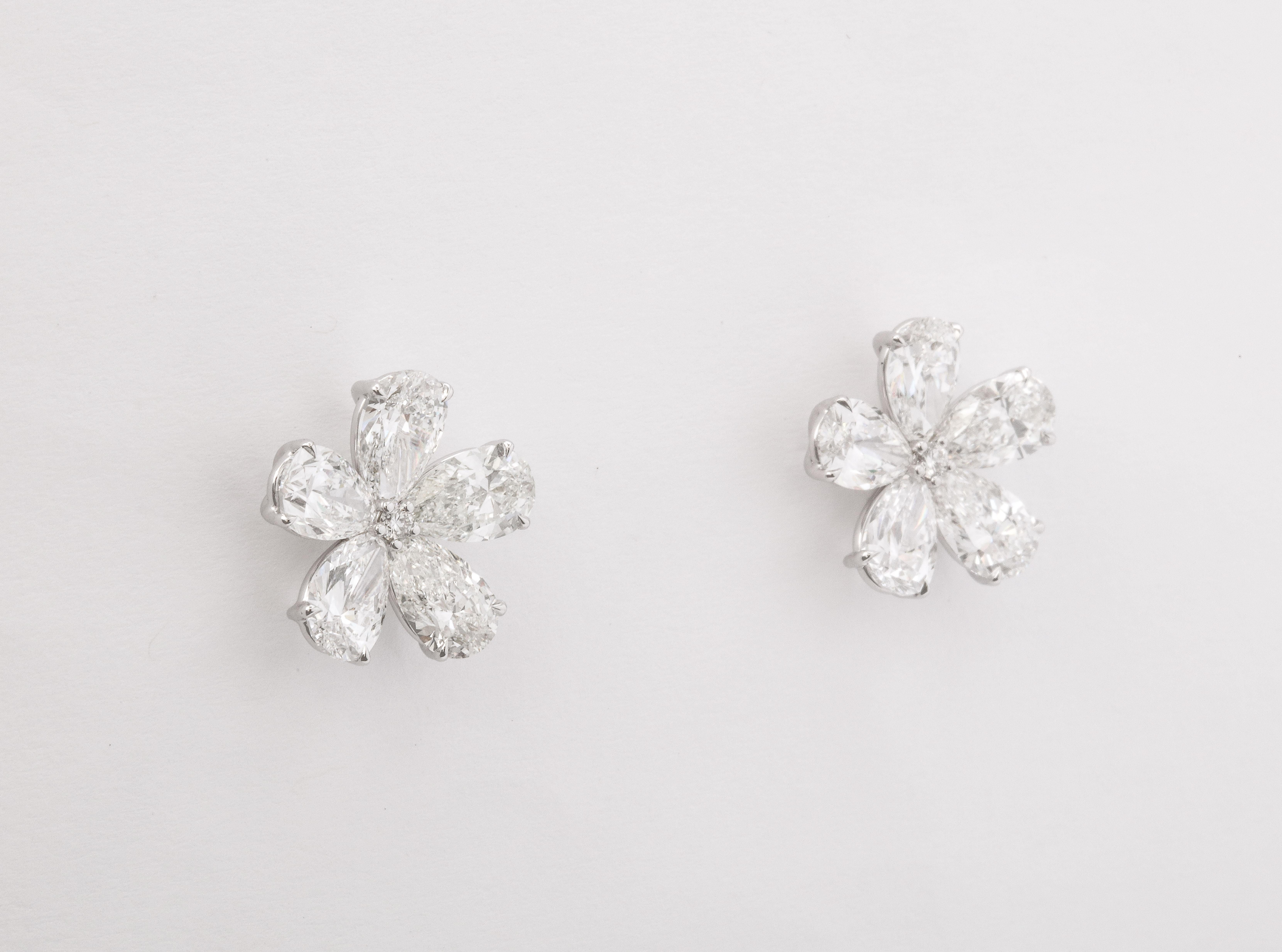 Diamond Flower Earrings  For Sale 2