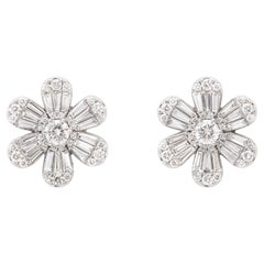 Orecchini con fiori di diamante