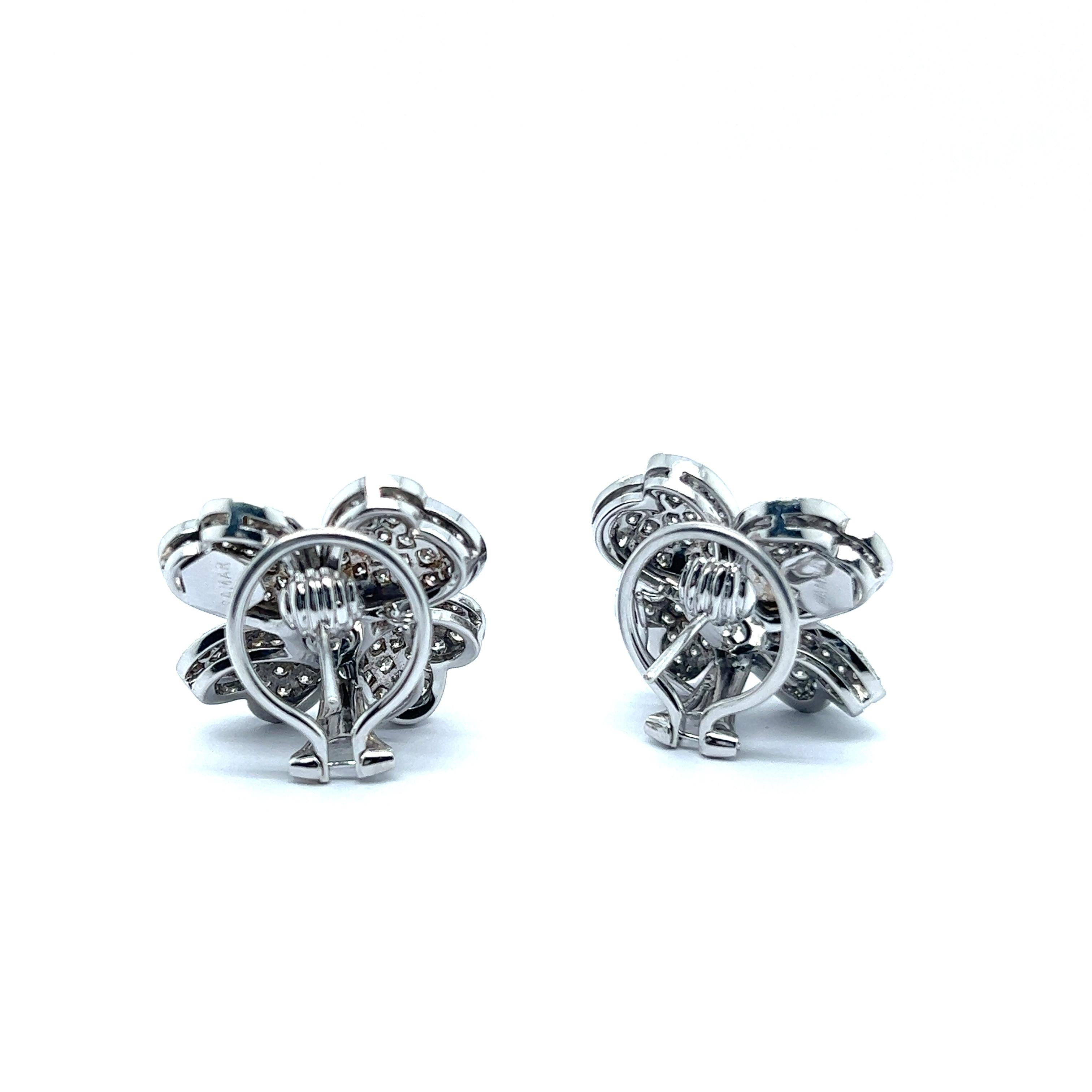 Diamond Flower Earrings in 18 Karat White Gold For Sale 2