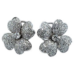 Diamant-Blumen-Ohrringe aus 18 Karat Weißgold