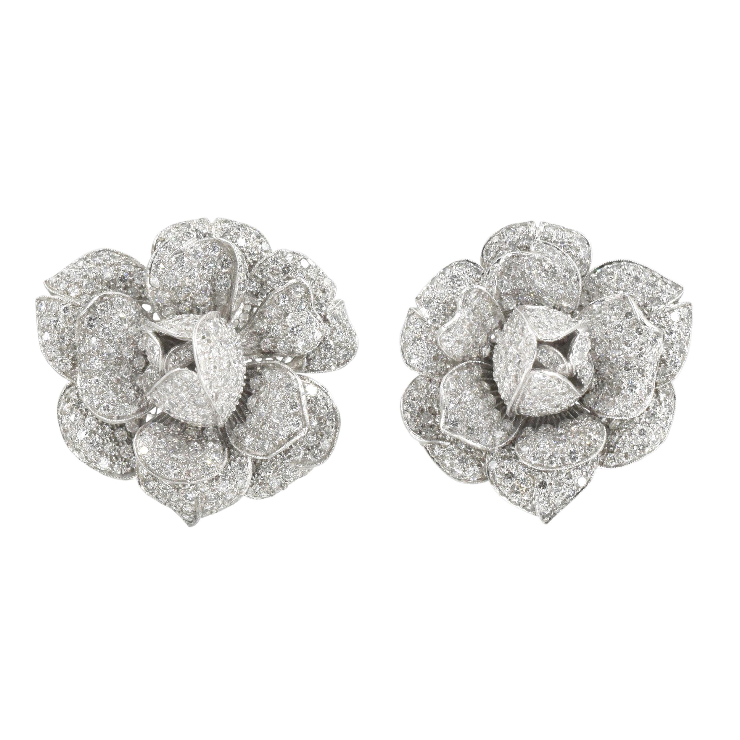 Diamond Flower Earrings in Platinum and 18k White Gold For Sale 1