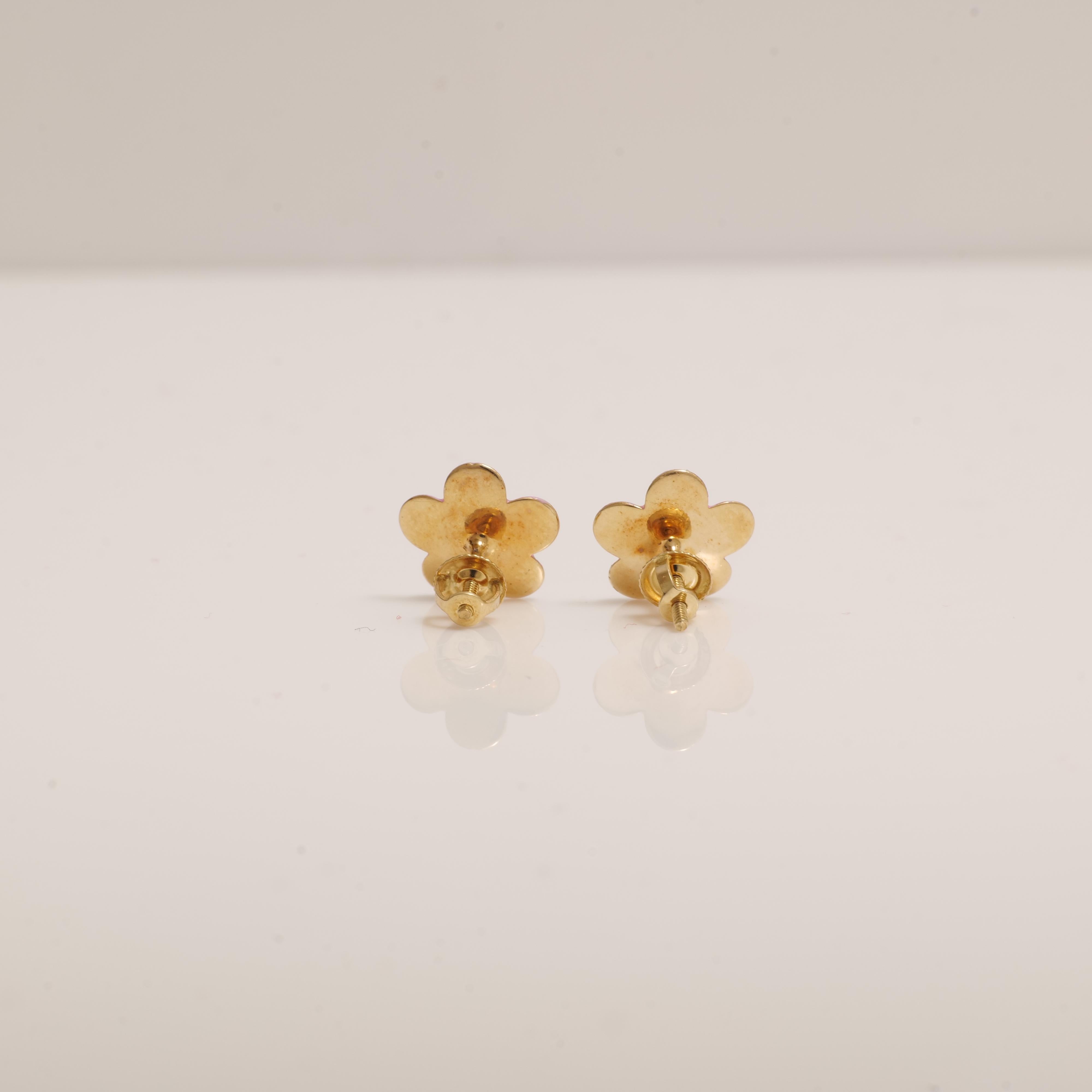 Diamond Flower Kids Earrings in 14K Solid Gold (Certified) In New Condition For Sale In New Delhi, DL