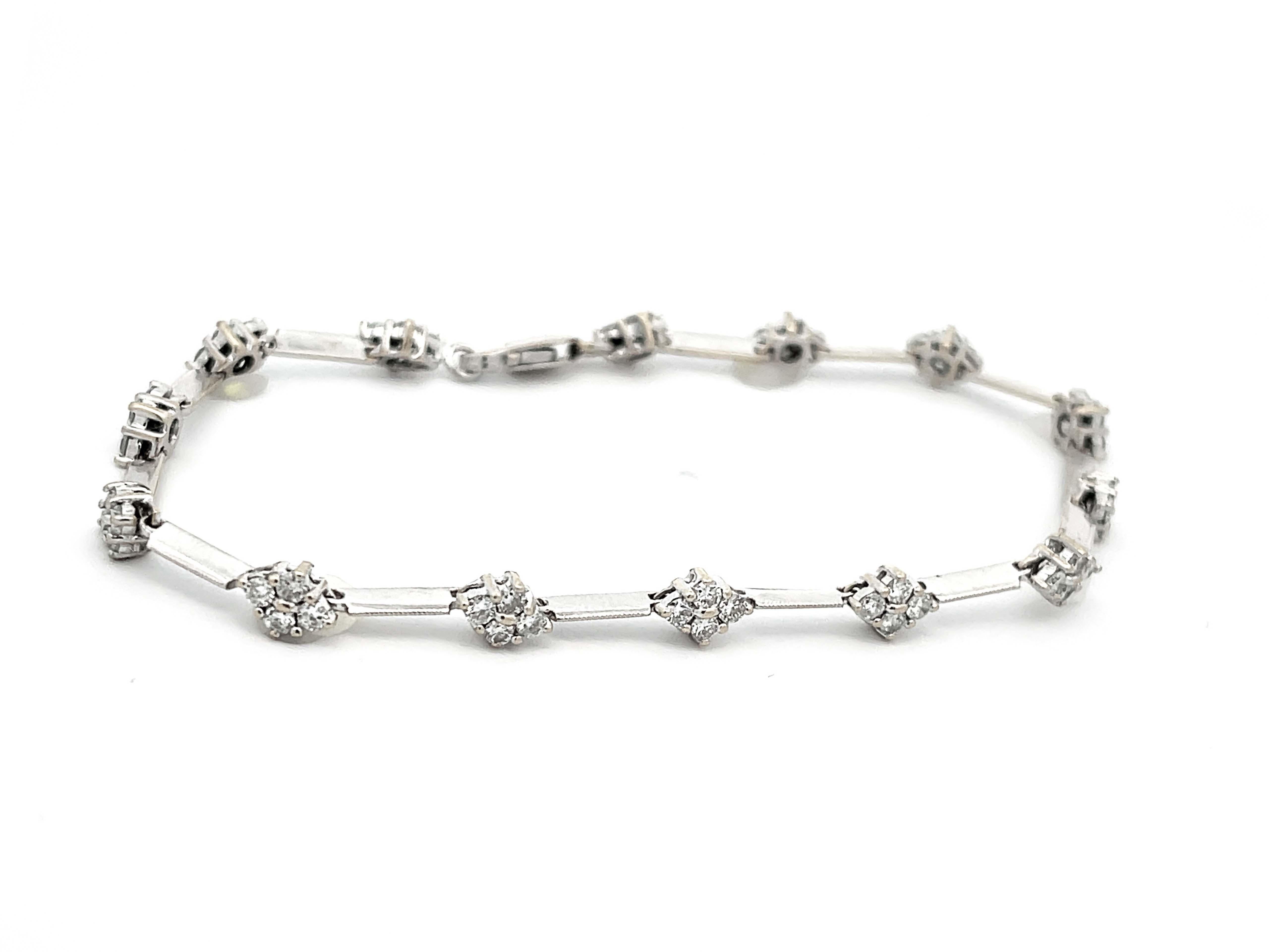 Brilliant Cut Diamond Flower Link Bracelet in 18k White Gold For Sale
