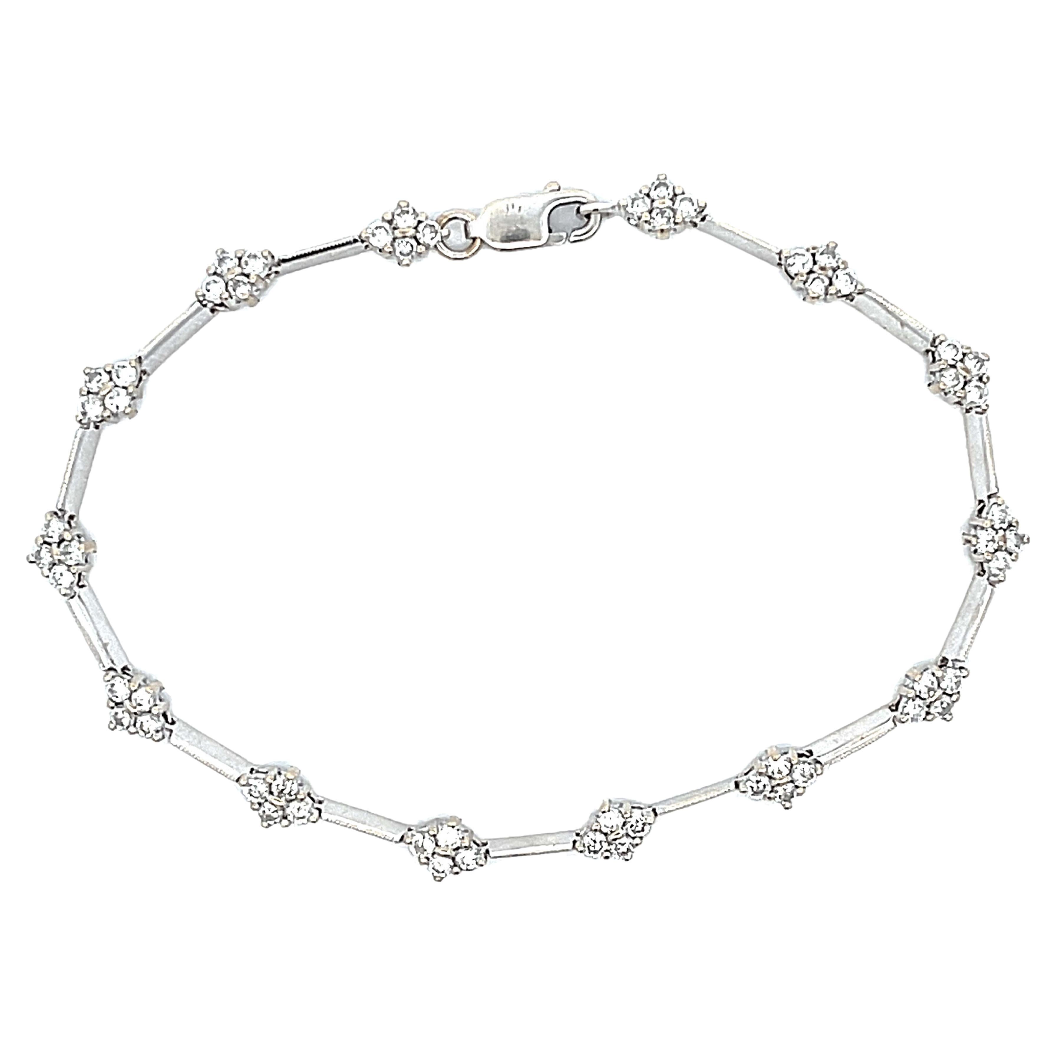 Diamond Flower Link Bracelet in 18k White Gold For Sale