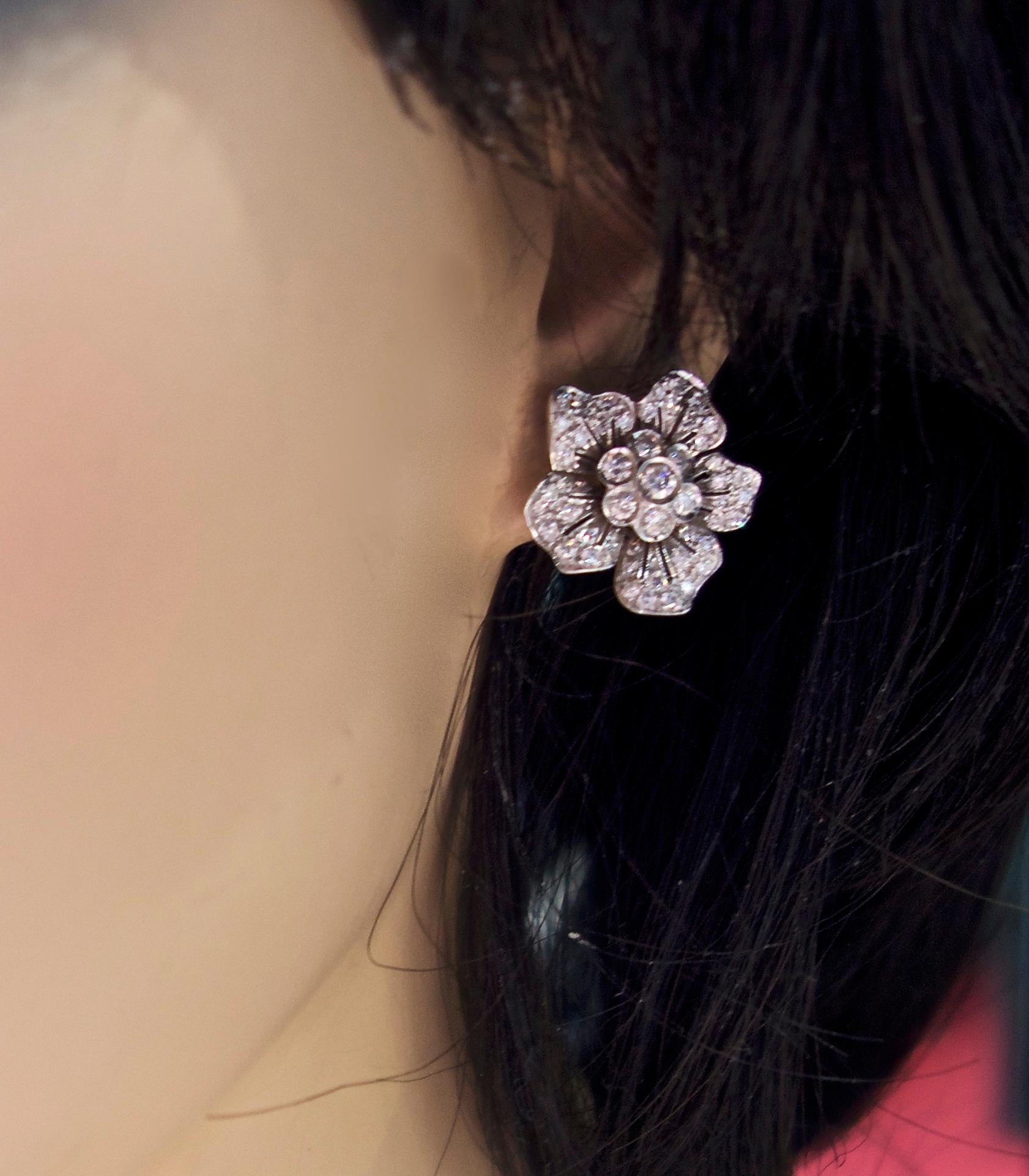 Women's or Men's Diamond Flower Motif Earrings