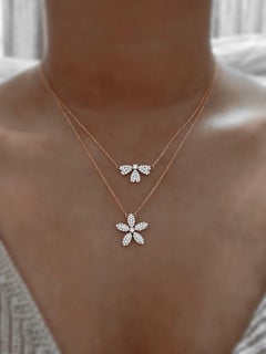 Collana con fiori di diamante di Tanisa Nahata in oro 18 carati