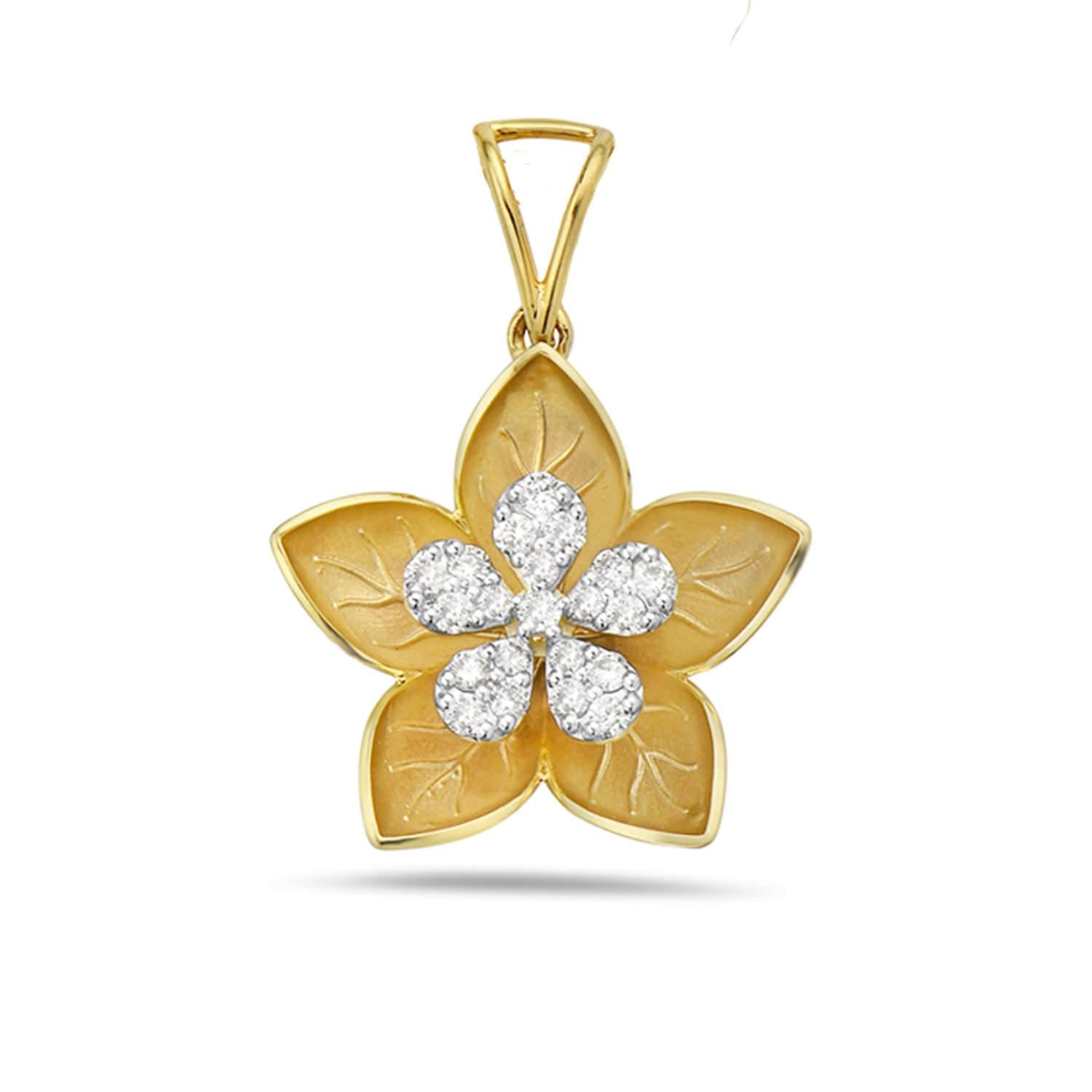 Round Cut Diamond Flower Pendant Necklace 14K Yellow Gold For Sale