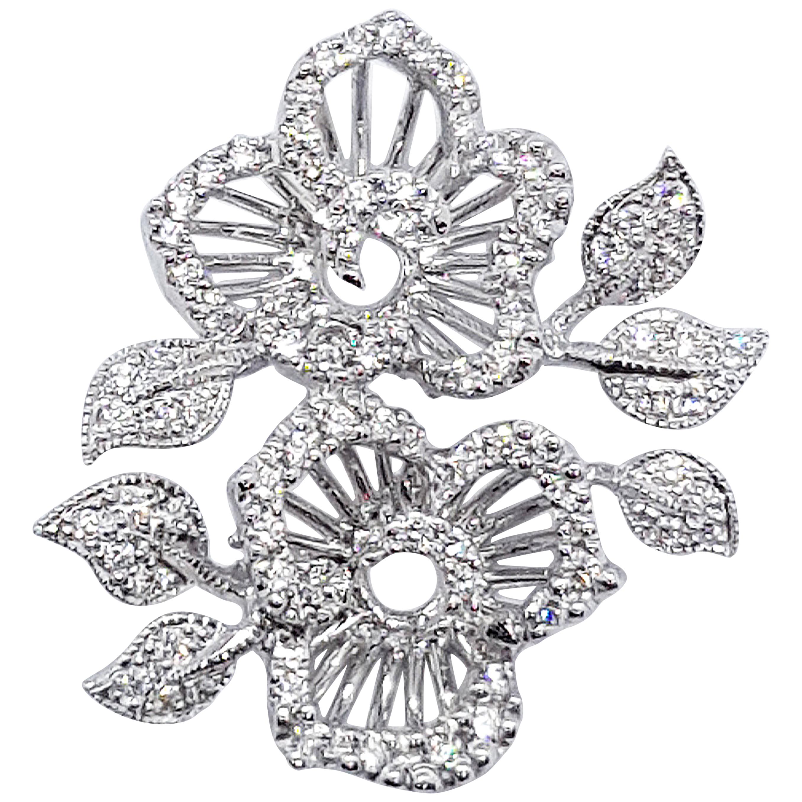 Diamond Flower Pendant Set in 18 Karat White Gold Settings For Sale