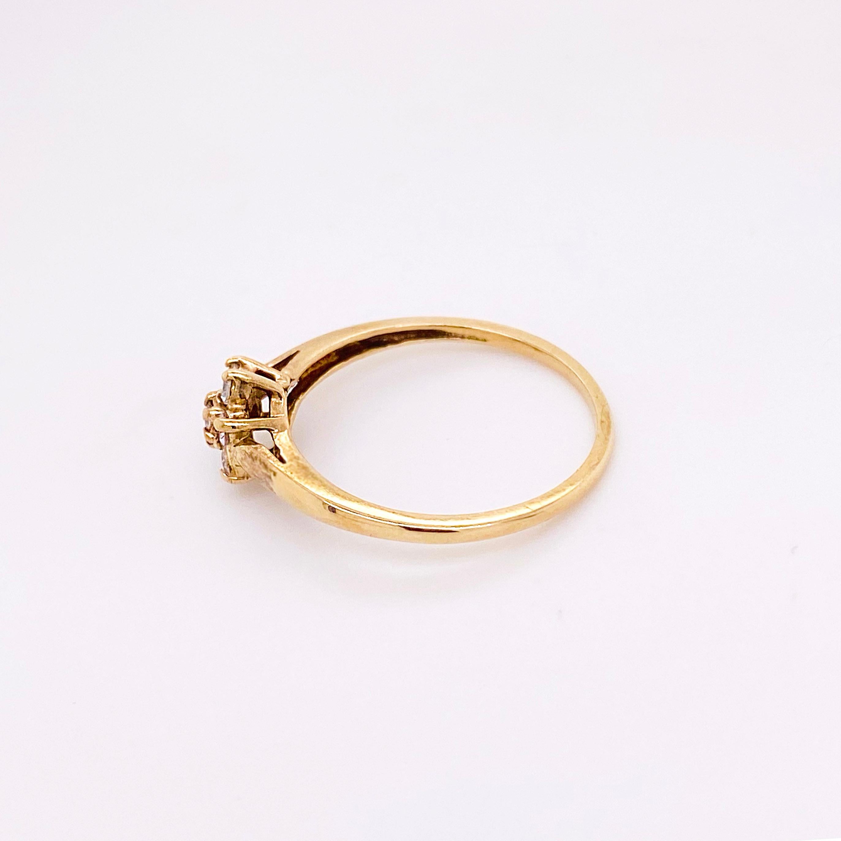 Diamant-Blumenring, 10 Karat Gelbgold, Diamant-Cluster-Ring, stapelbarer Ring (Moderne) im Angebot