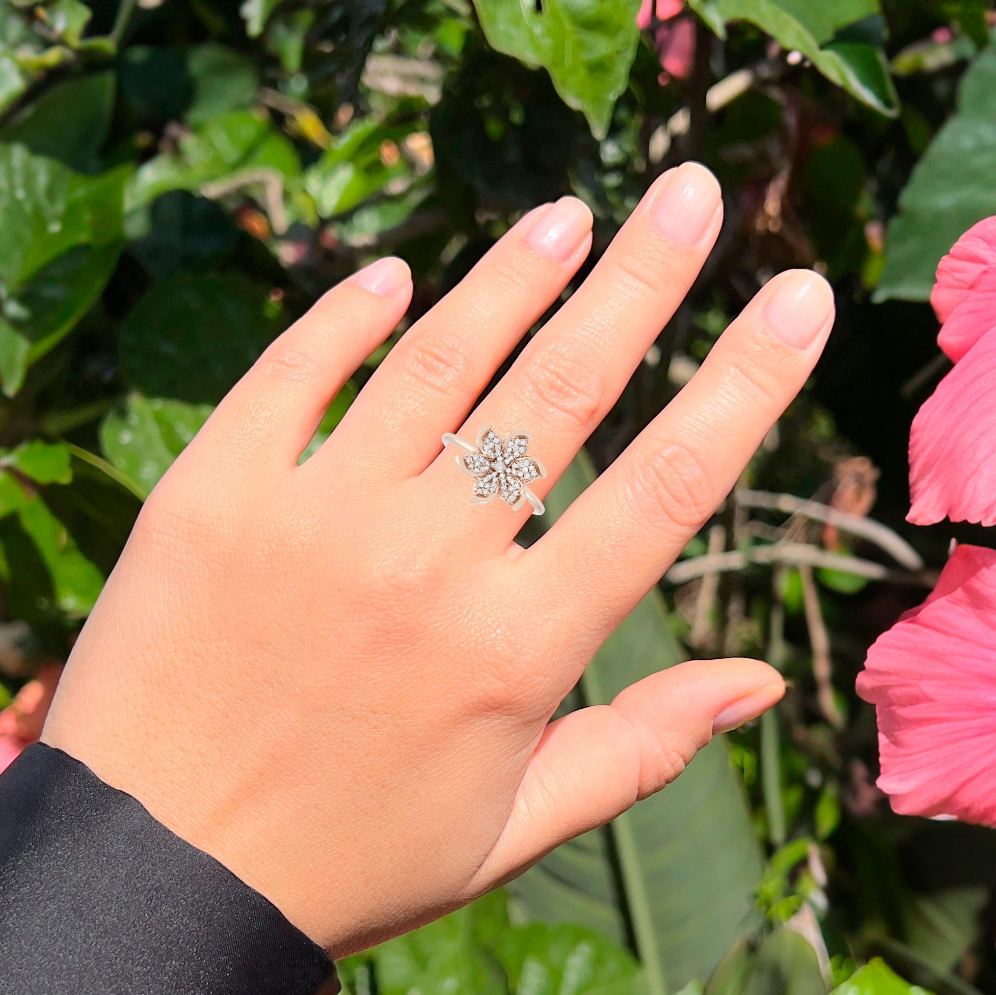 Contemporary Diamond Flower Ring 18K Rose Gold For Sale