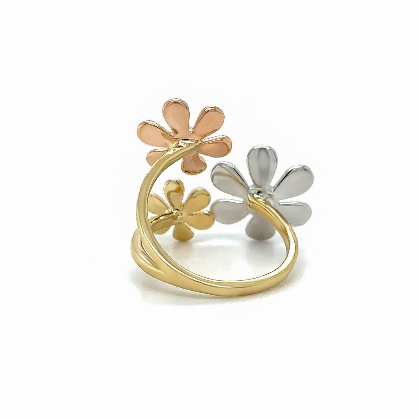 Diamond Flower Ring 261 Diamonds 14K Tri-Color Gold In Excellent Condition For Sale In Laguna Niguel, CA