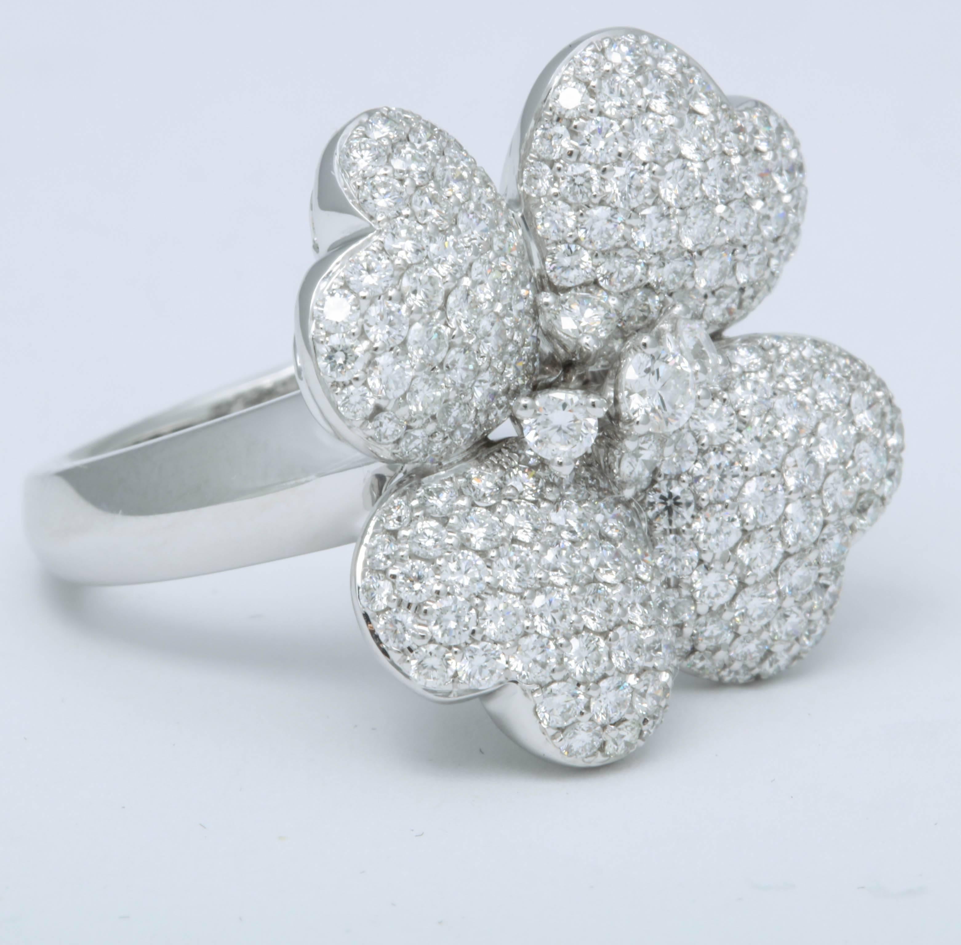 Women's Diamond Flower Ring For Sale