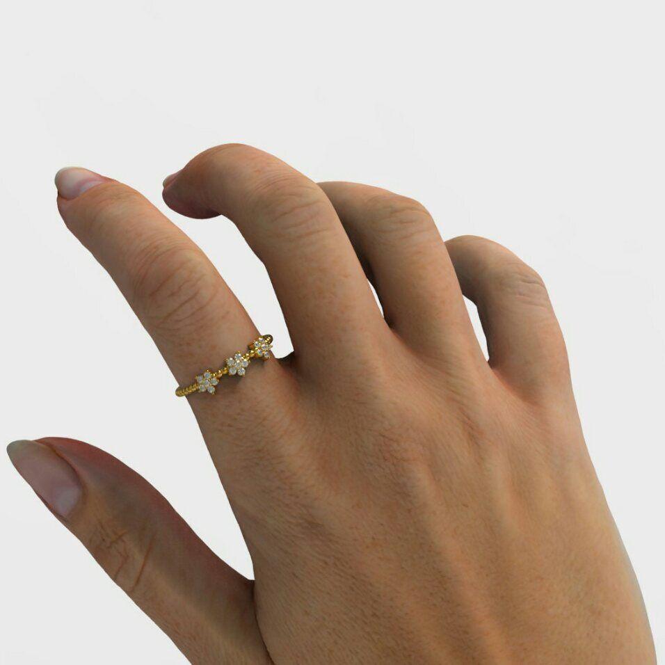 Bague fleur empilable en or jaune massif 14 carats, cadeau pour mères en vente 1