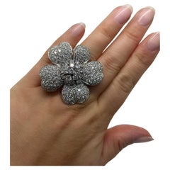 Statement-Ring mit Diamant-Blumen