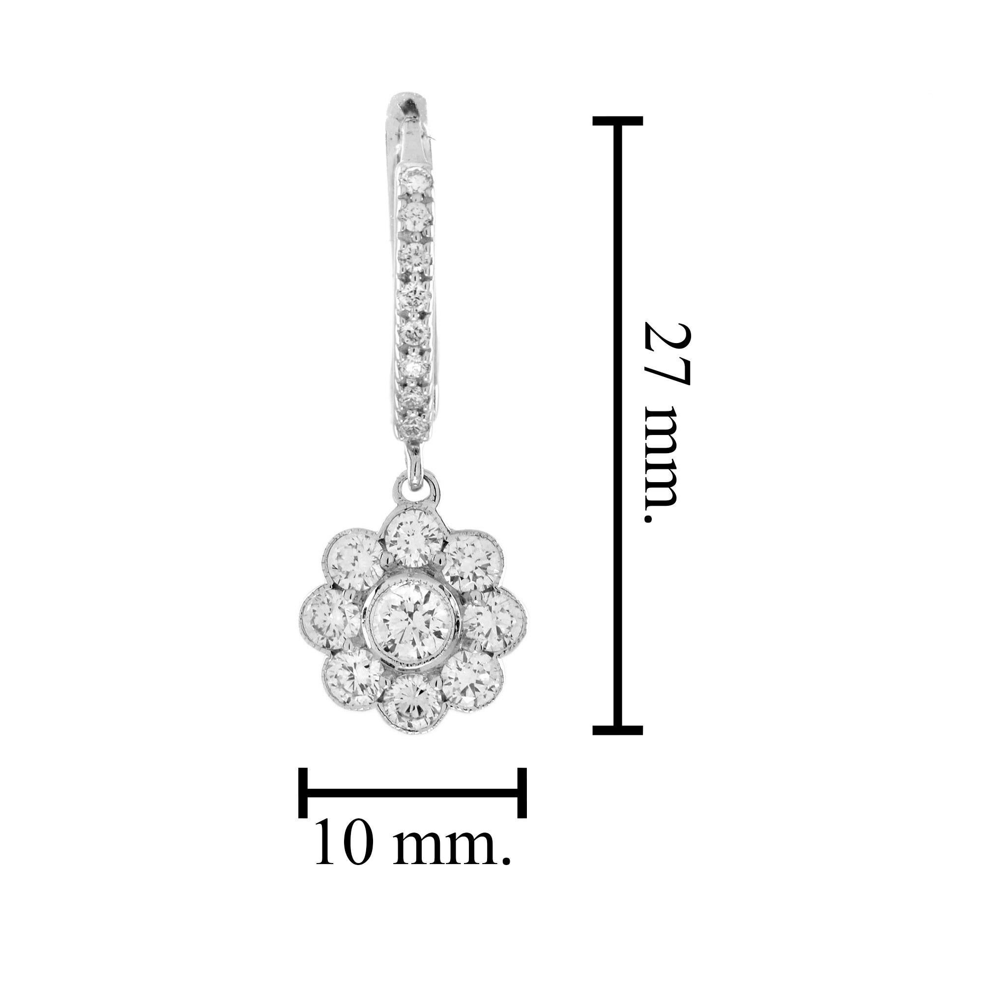 Diamond Flower Vintage Style Drop Earrings in 18K White Gold In New Condition For Sale In Bangkok, TH