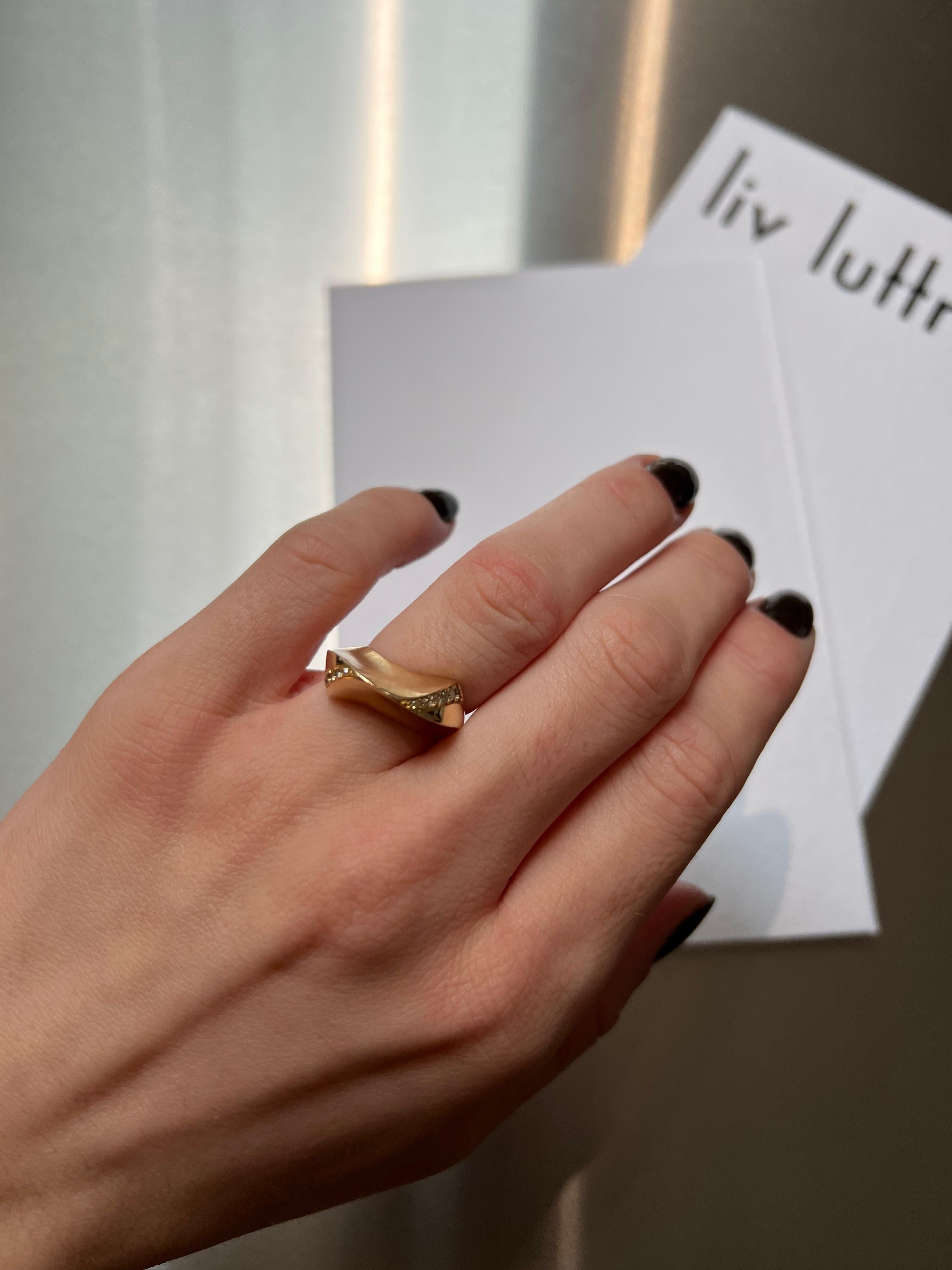 For Sale:  FOLDE RING Yellow gold with a warm-tone diamond edge by Liv Luttrell  3