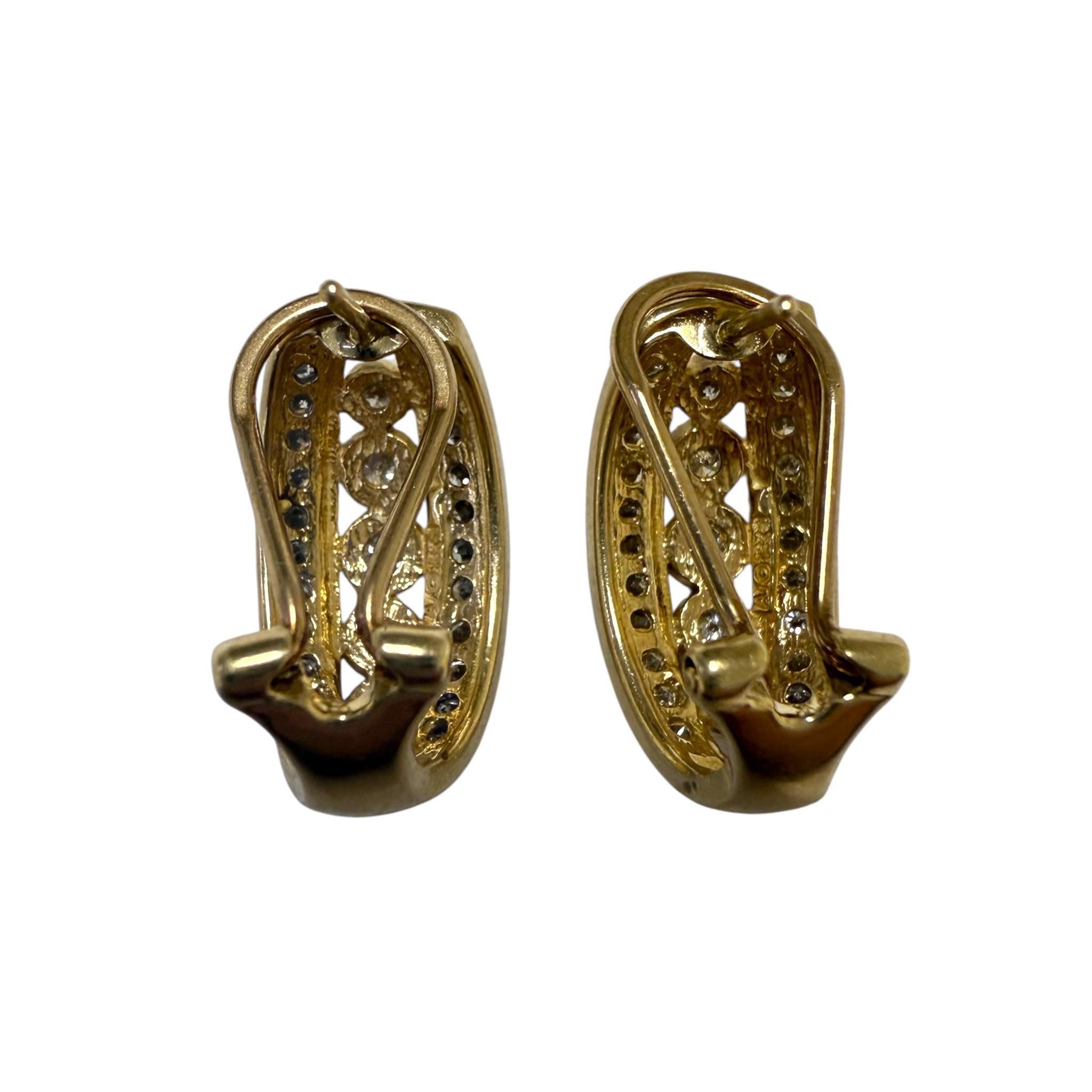 Pendientes de diamantes de oro amarillo de 14 quilates con dorso francés en venta 1