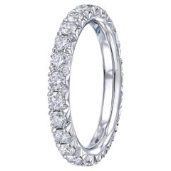 Anillo de eternidad con diamante redondo brillante de 1,50 quilates y talla francesa