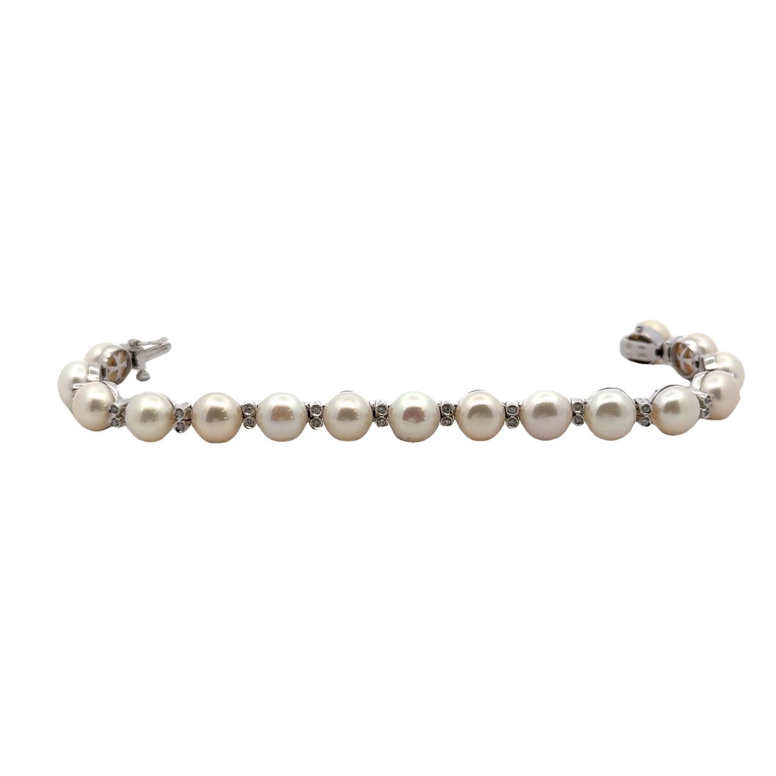 Round Cut Diamond Fresh Water Cultured Pearl 14 Karat White Gold Bracelet.