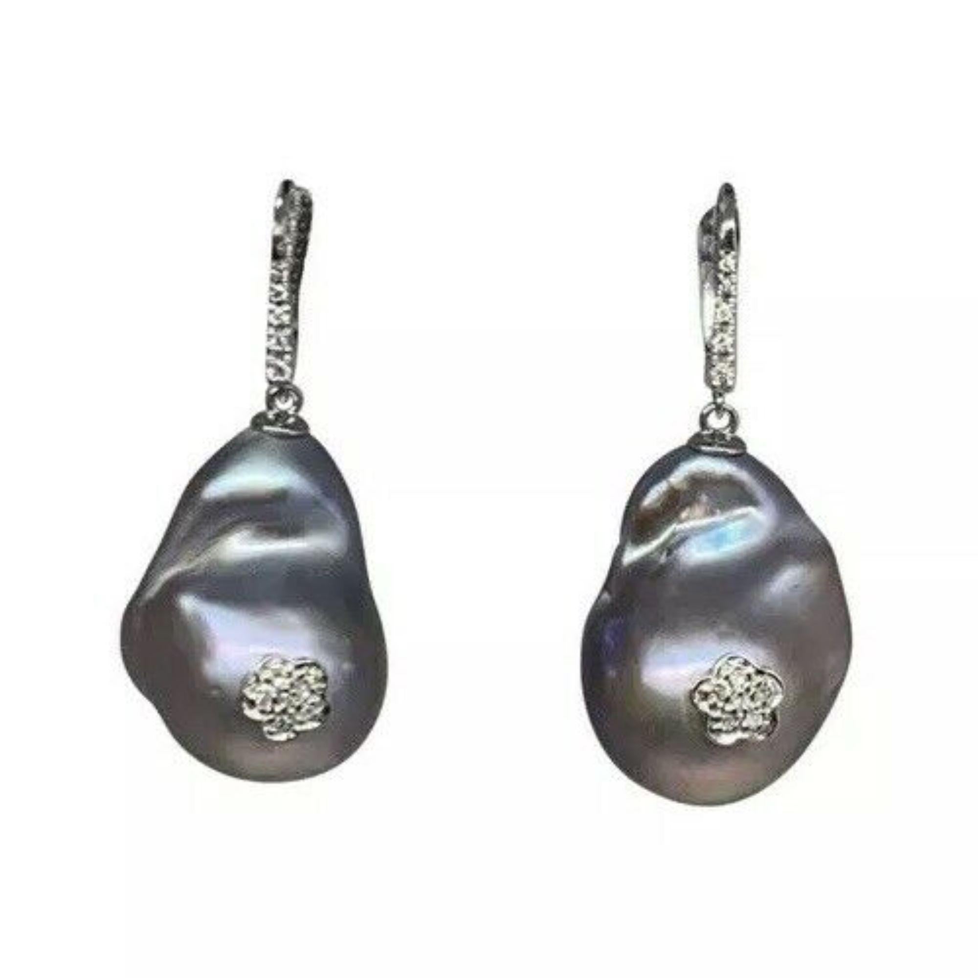 Diamond Freshwater Pearl Earrings 14 Karat Gold Grey 23.2 Mm Certified For Sale 3